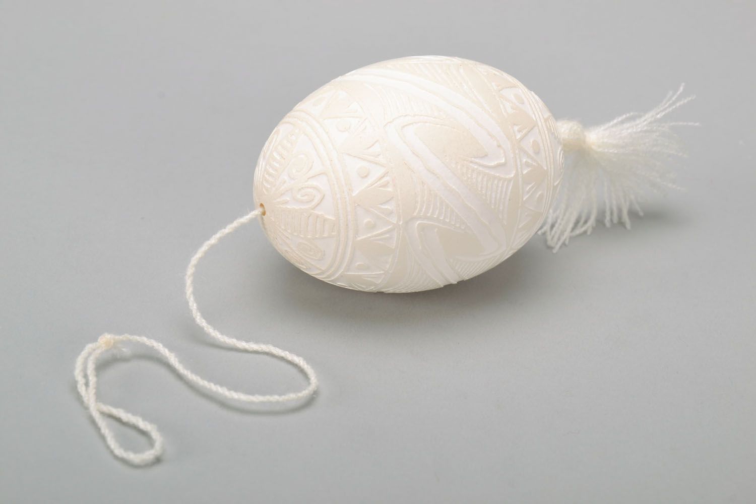 Huevo decorativo blanco foto 5