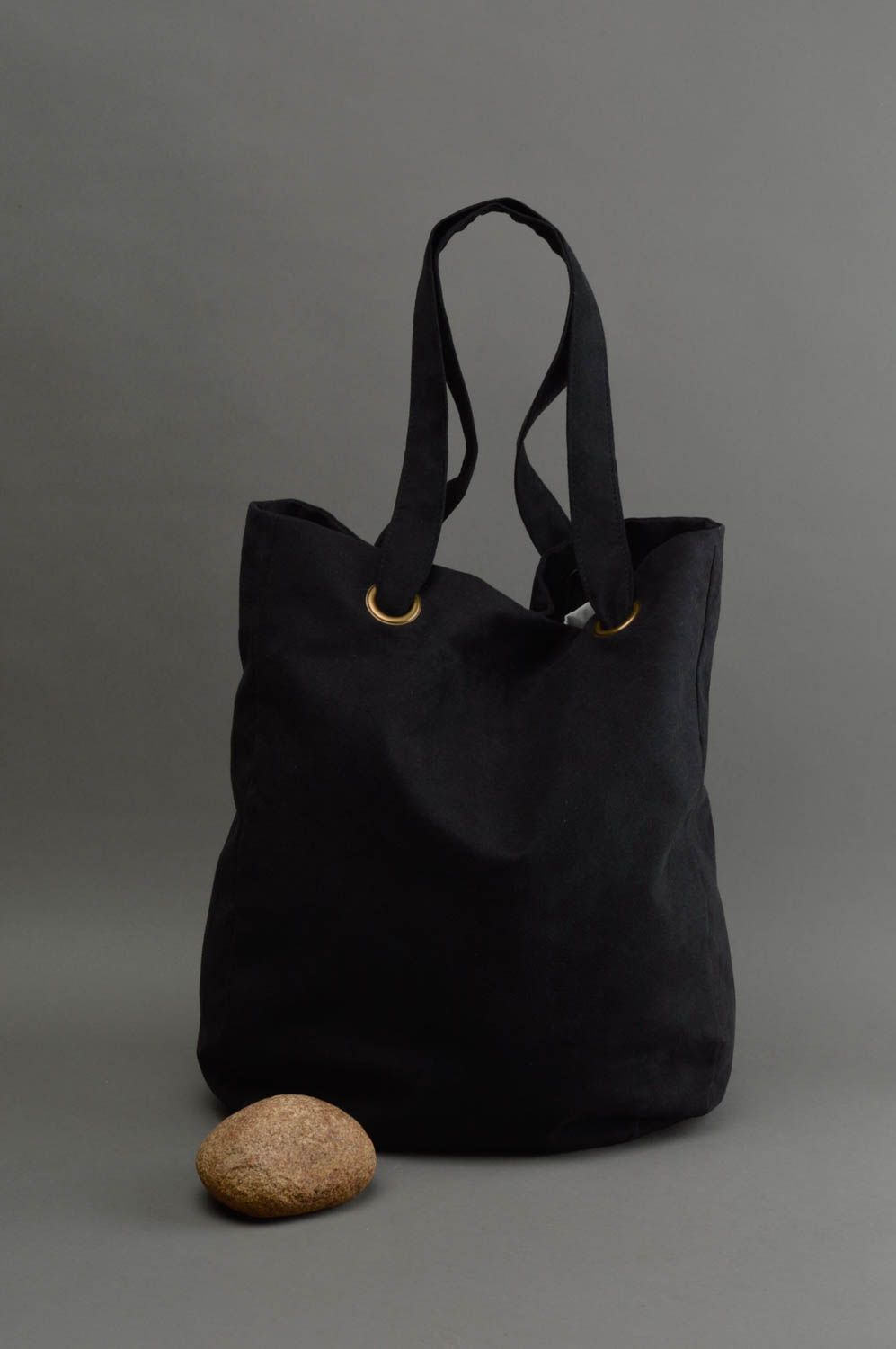 Черная сумка из искусственной замши с карманом ручной работы стильная красивая фото 1