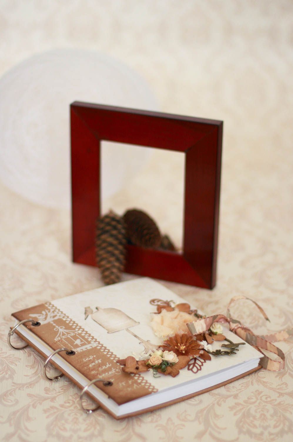Kleines schönes Gästebuch zur Hochzeit aus Pappe handmade braun mit Blumen  foto 1