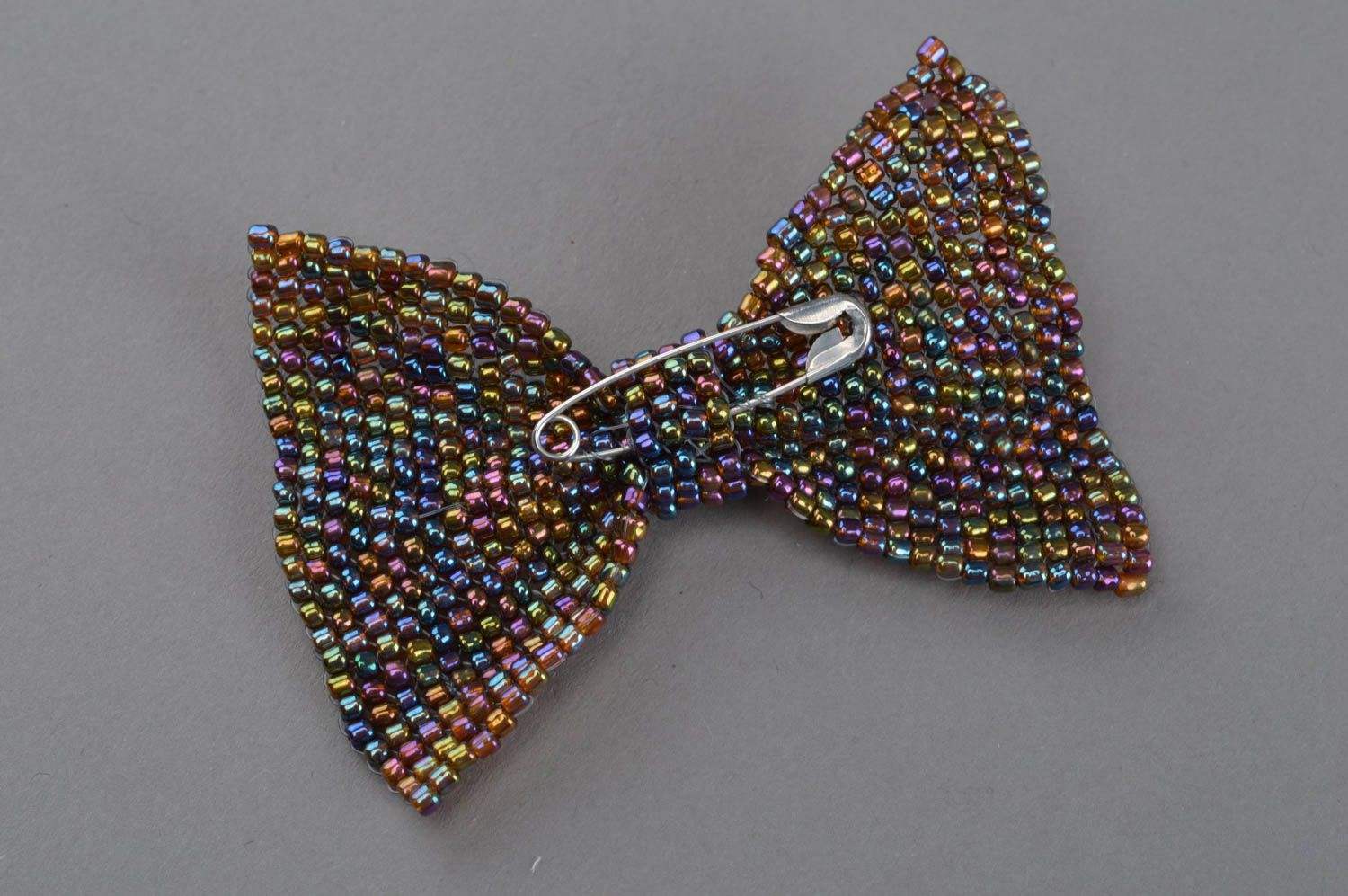 Fancy stylish handmade multicolor beaded brooch in the form of a bow photo 4