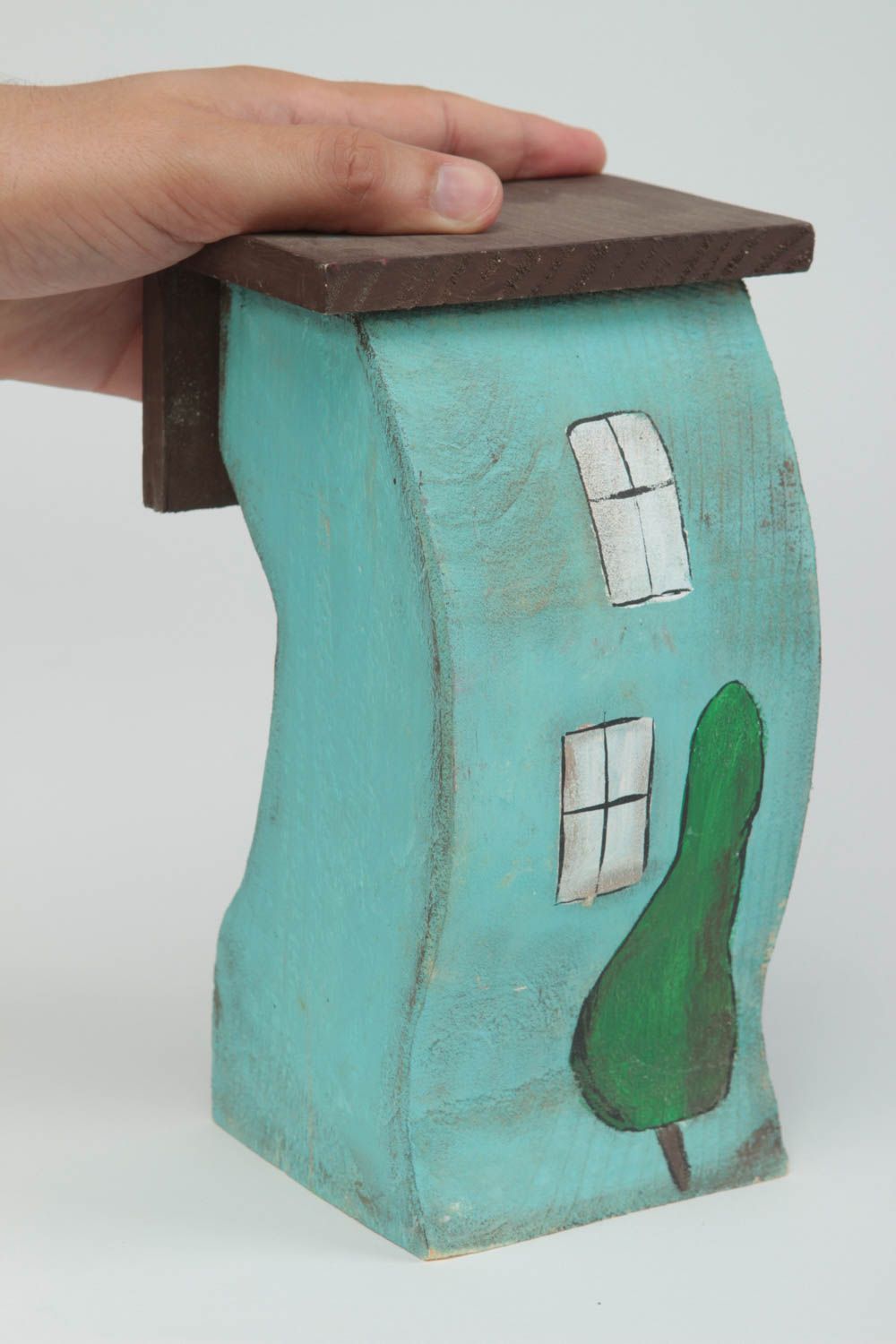 Фигурка из дерева домик изогнутый в голубых тонах красивый стильный хэнд мейд фото 5