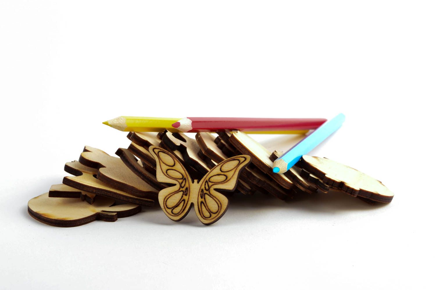 Forme en bois à peindre fait main papillon Loisirs créatifs scrapbooking photo 5