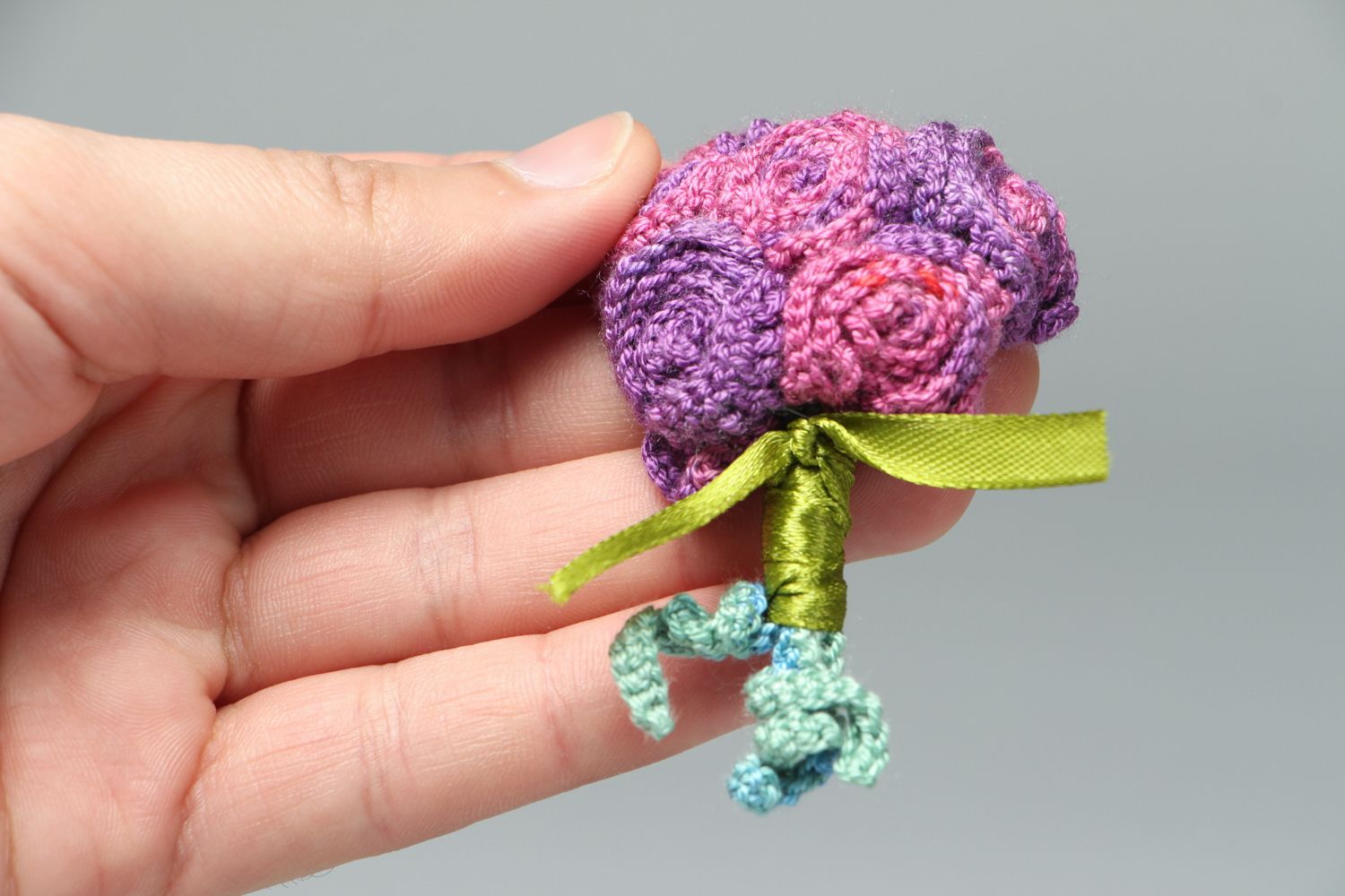Beautiful crochet brooch photo 4