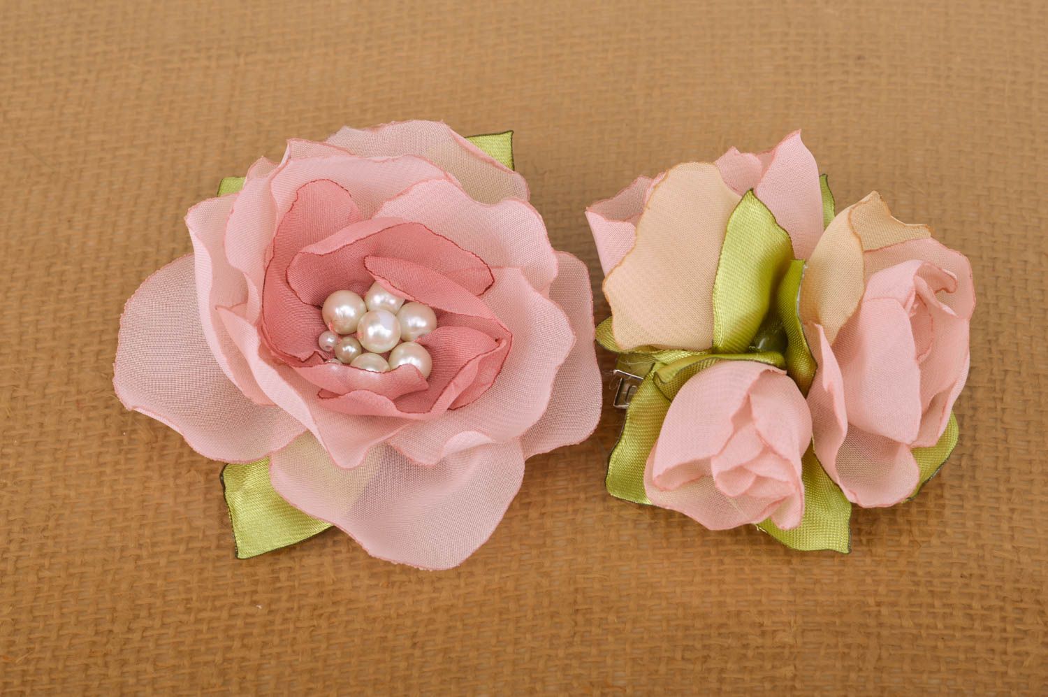 Set of 2 handmade decorative hair clips brooches with satin flowers with beads photo 2