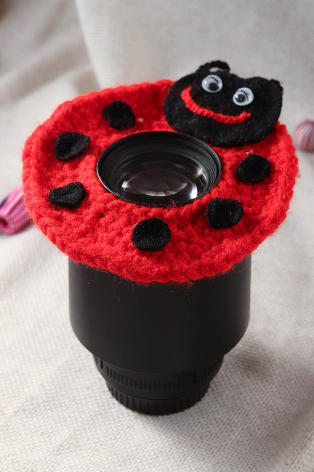Игрушка на объектив фотоаппарата хендмейд игрушка крючком мягкая игрушка красная фото 1