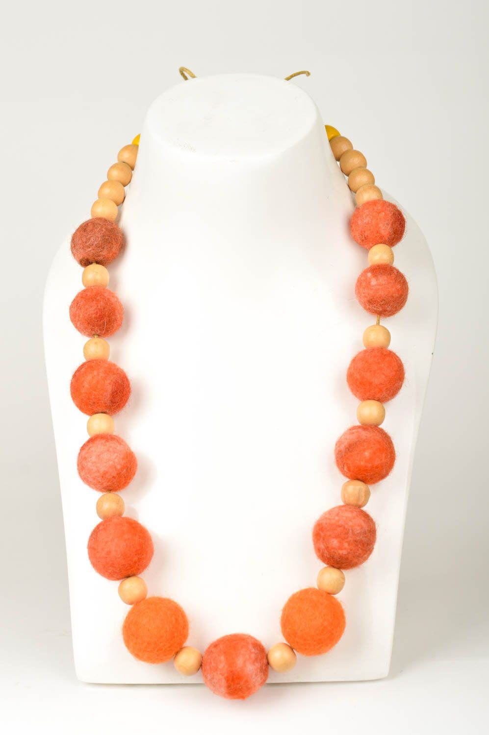 Handmade Damen Collier orange Halskette aus Wolle Accessoire für Frauen foto 1
