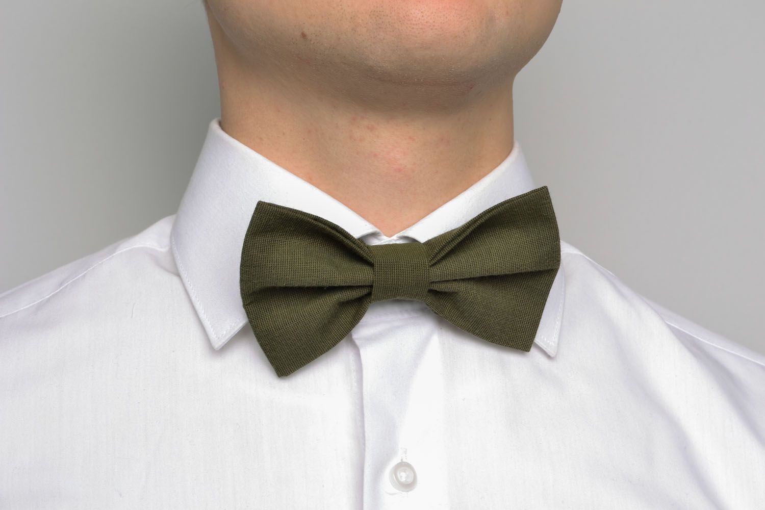 Stylish bow tie photo 1