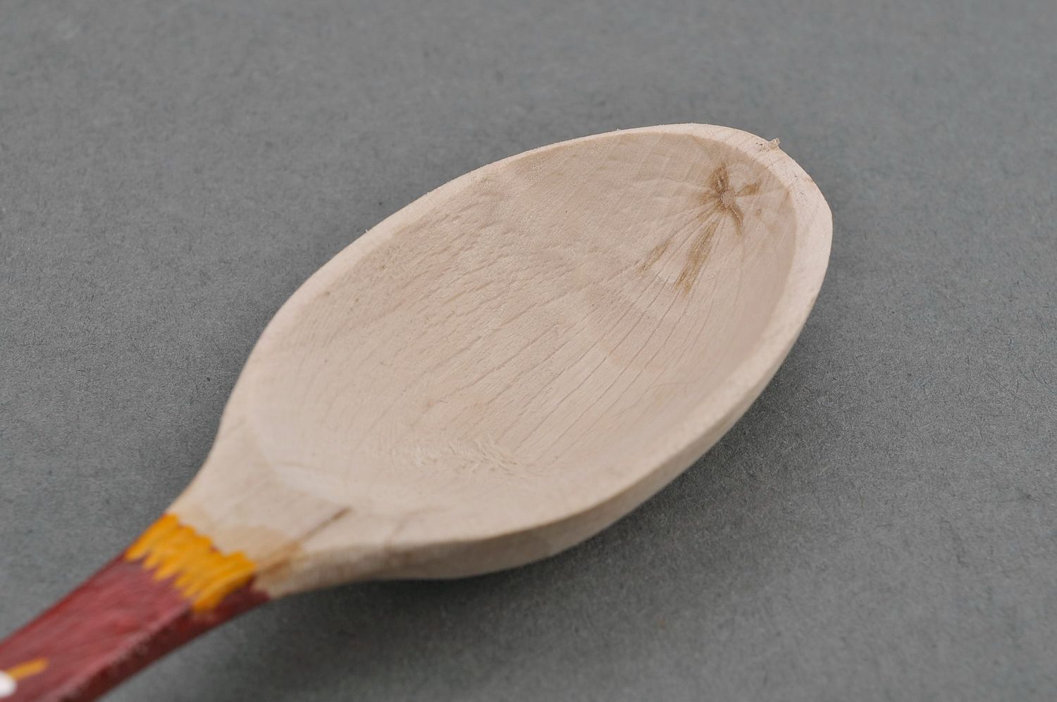 Wooden teaspoon with red handle photo 3
