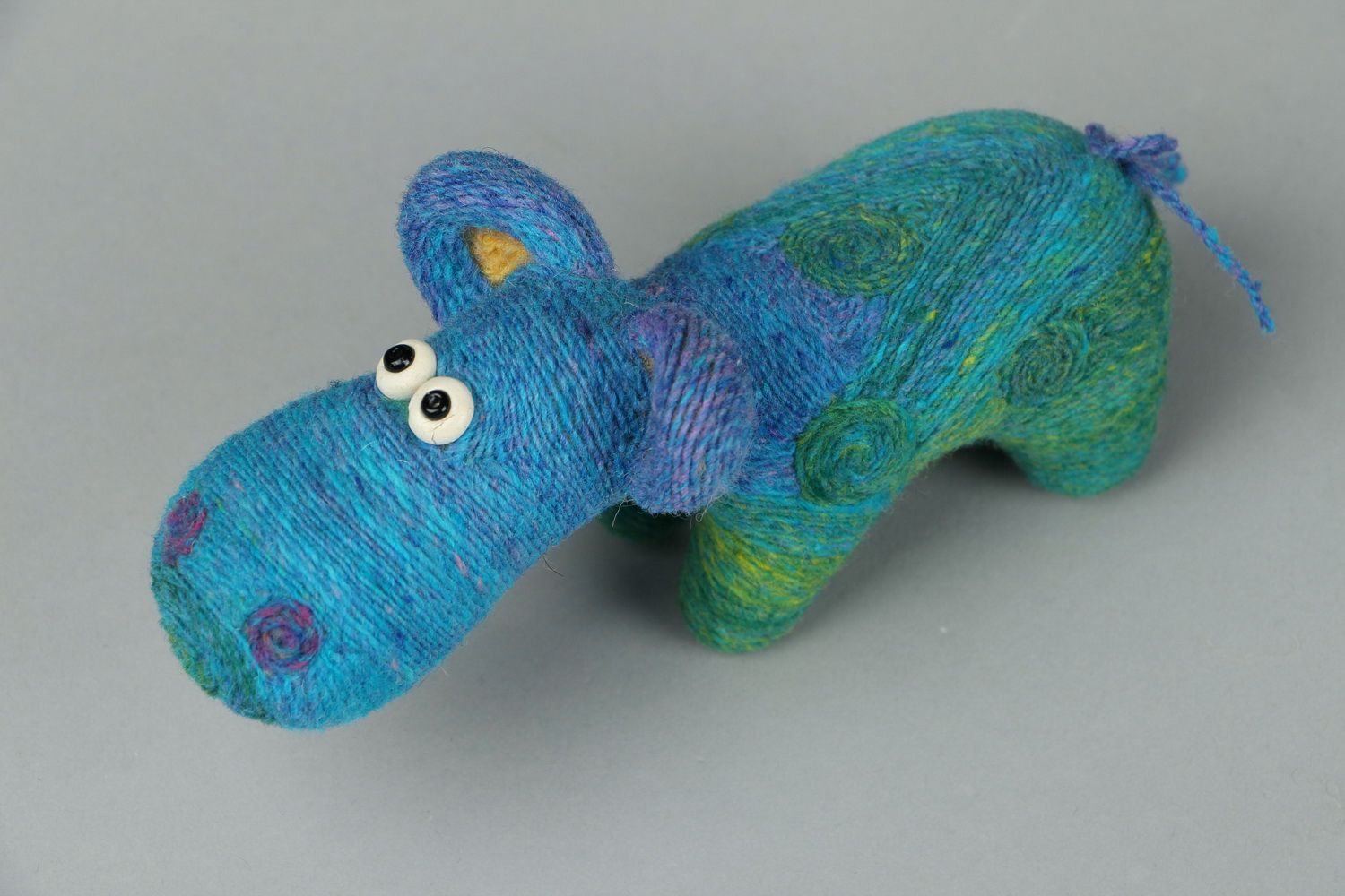Brinquedo de lã	Hipopótamo foto 1
