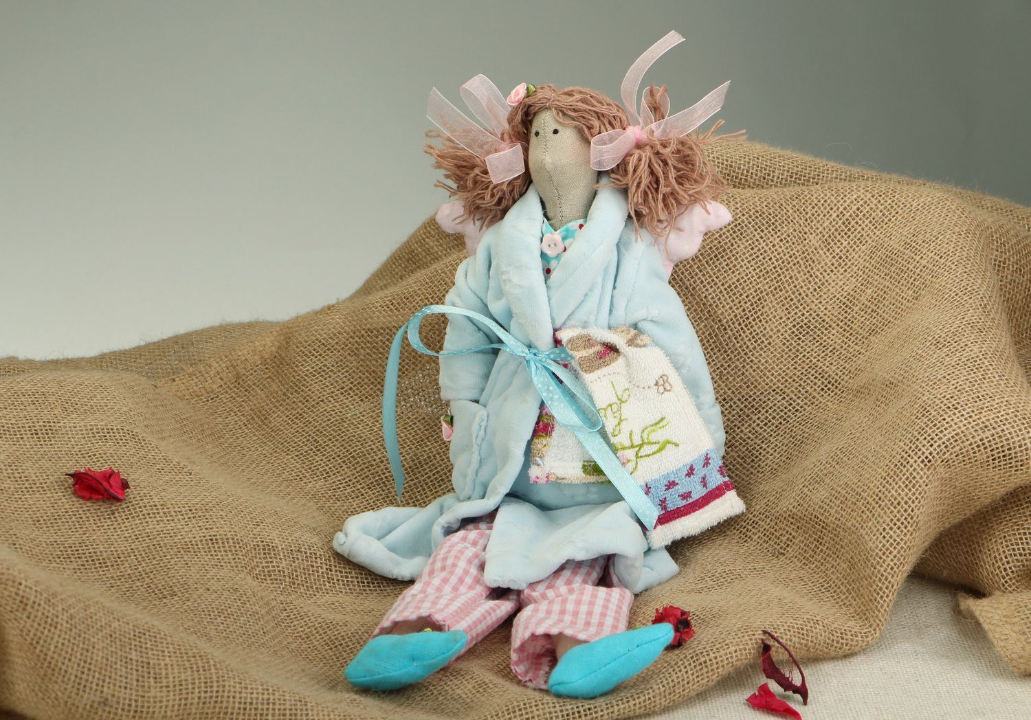 Кукла мягкая из натуральных материалов Ангел фото 5