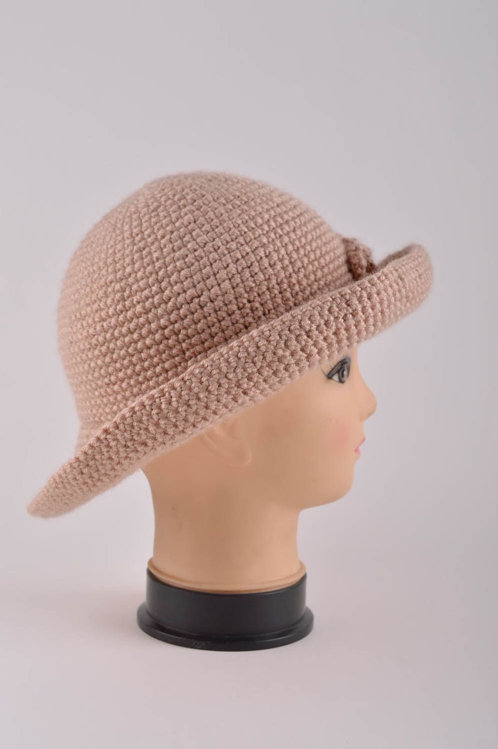 Вязаная шляпа ручной работы головной убор женская шляпа оригинальная авторская фото 4