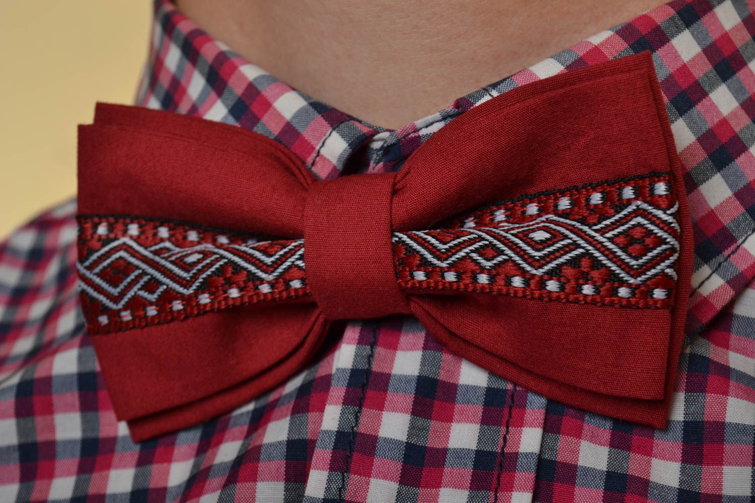 Текстильный галстук-бабочка ручной работы для мужчин и женщин бордовый фото 1