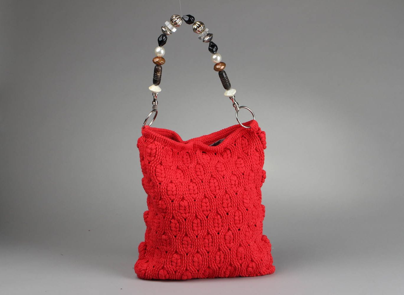 Женская сумка вязаная красная фото 1