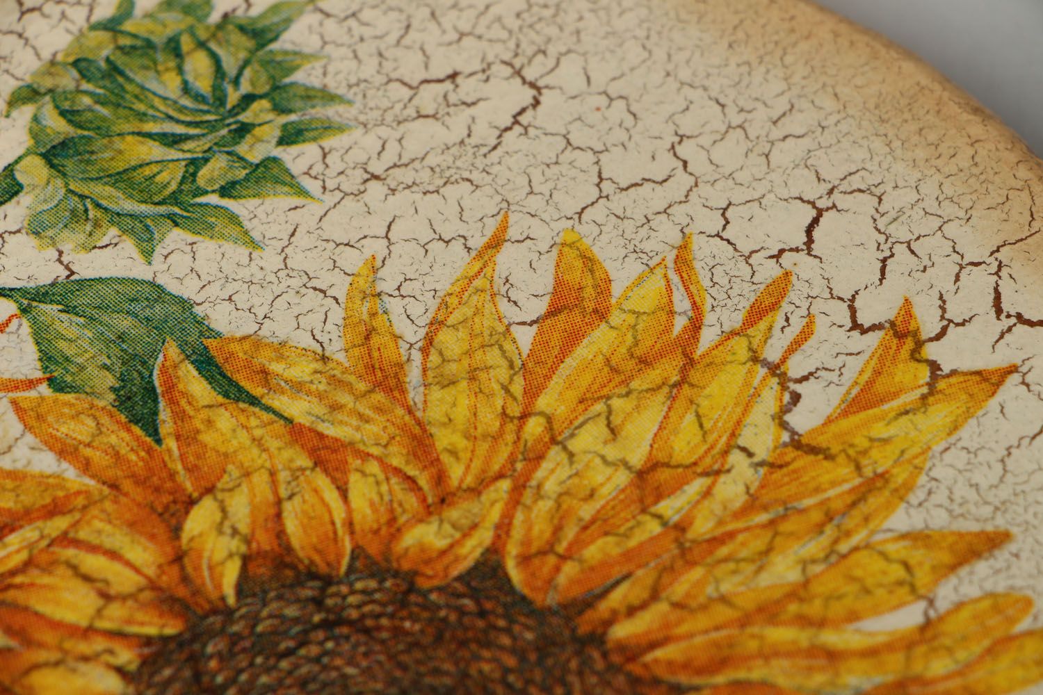 Cutting board with sunflowers photo 3