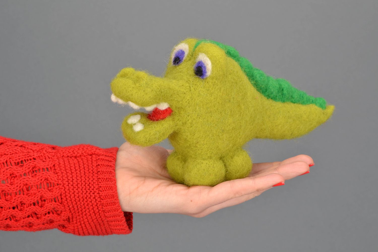 Wool felted toy crocodile photo 2