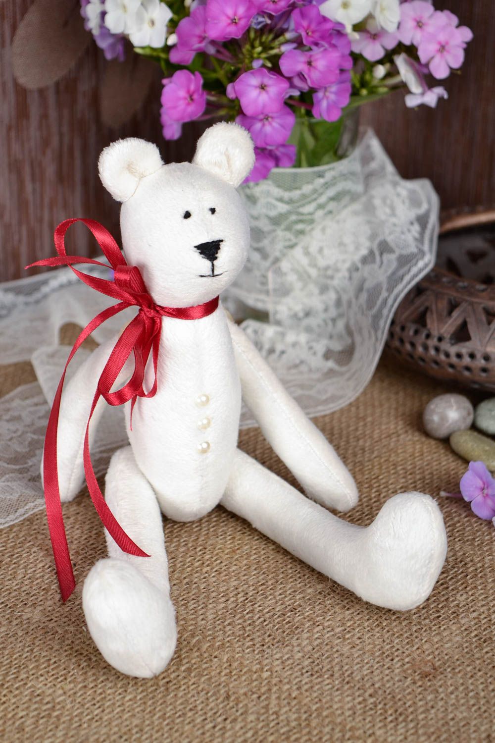 Jouet Ours en peluche blanc fait main avec noeud rouge Cadeau pour enfant photo 1