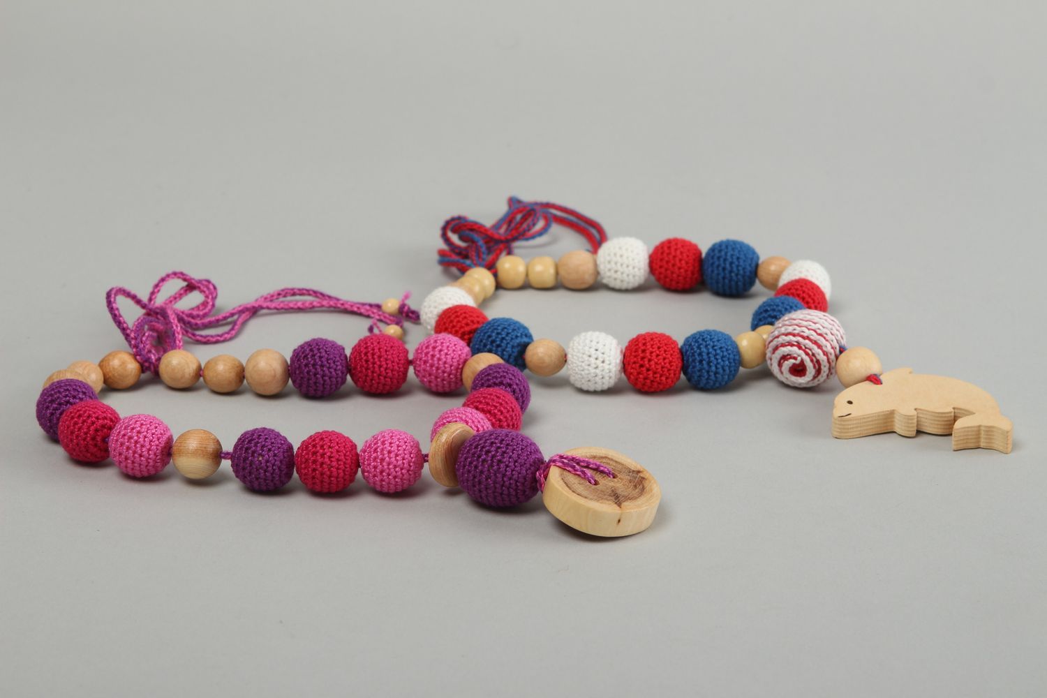 Handmade crochet breastfeeding necklace wooden teething necklace gifts for her photo 2