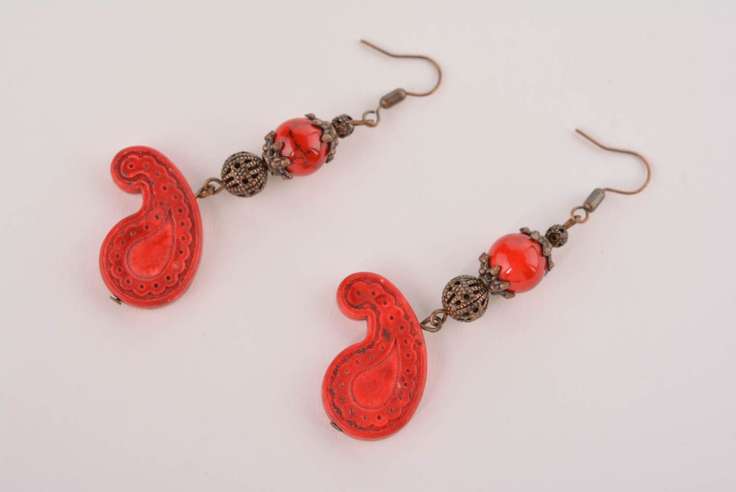 Boucles d'oreilles en corail Bijou fait main rouges pendantes Cadeau pour femme photo 4