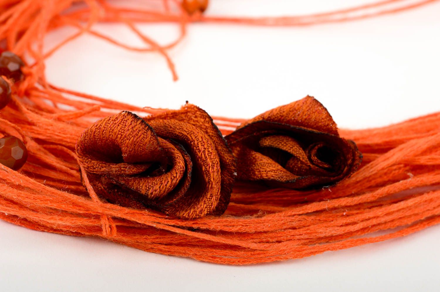 Колье ручной работы колье из ниток массивное украшение оранжевое стильное фото 5