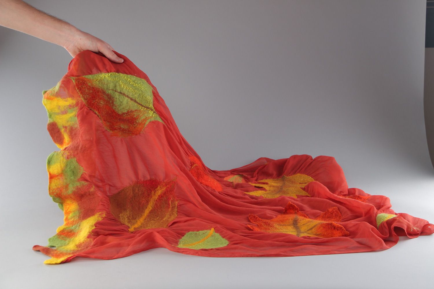 Beautiful red scarf hand made of silk and chiffon with wool felting photo 4