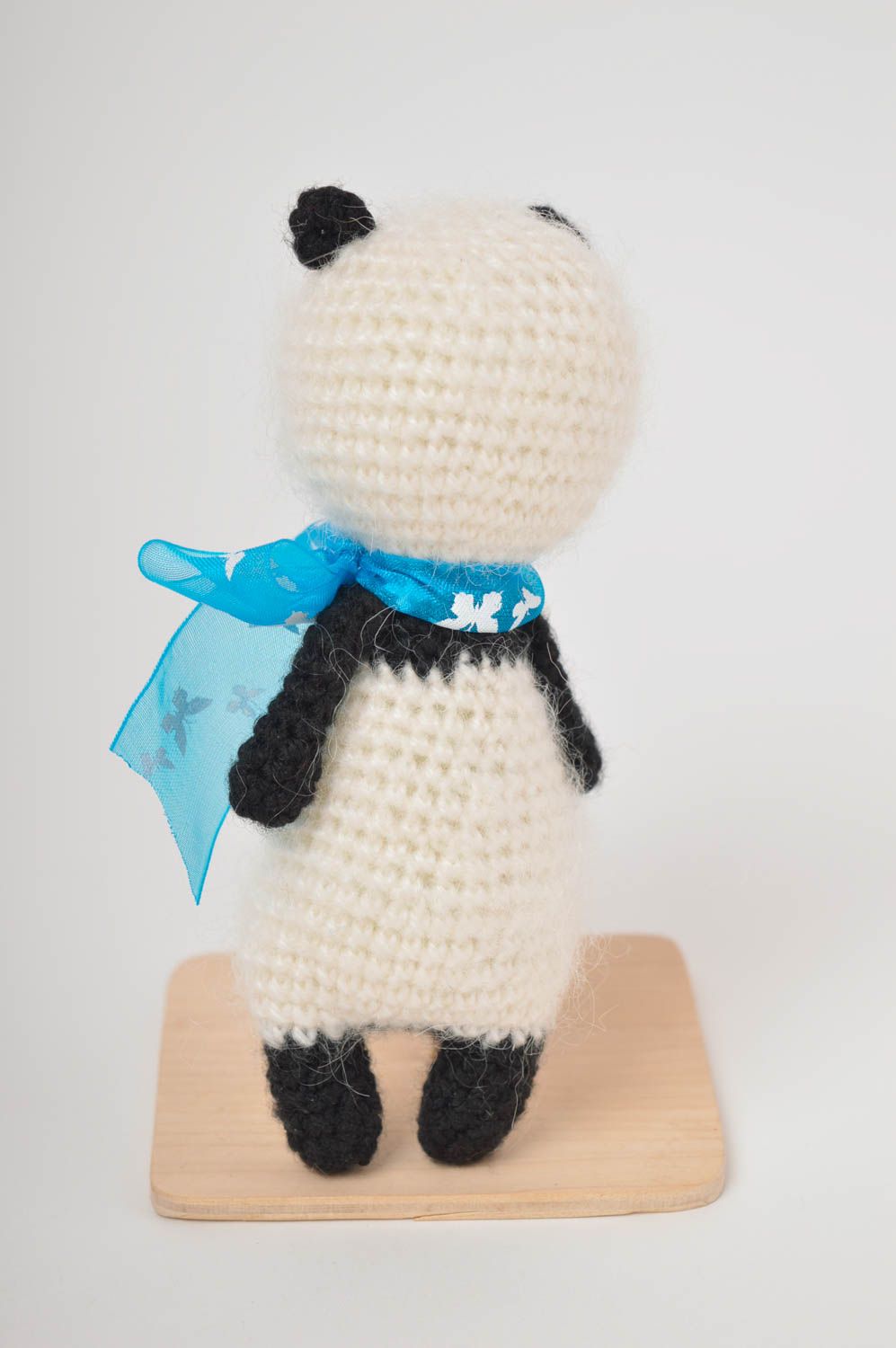 Jouet ours blanc-noir Peluche faite main tricotée originale Cadeau pour enfant photo 3