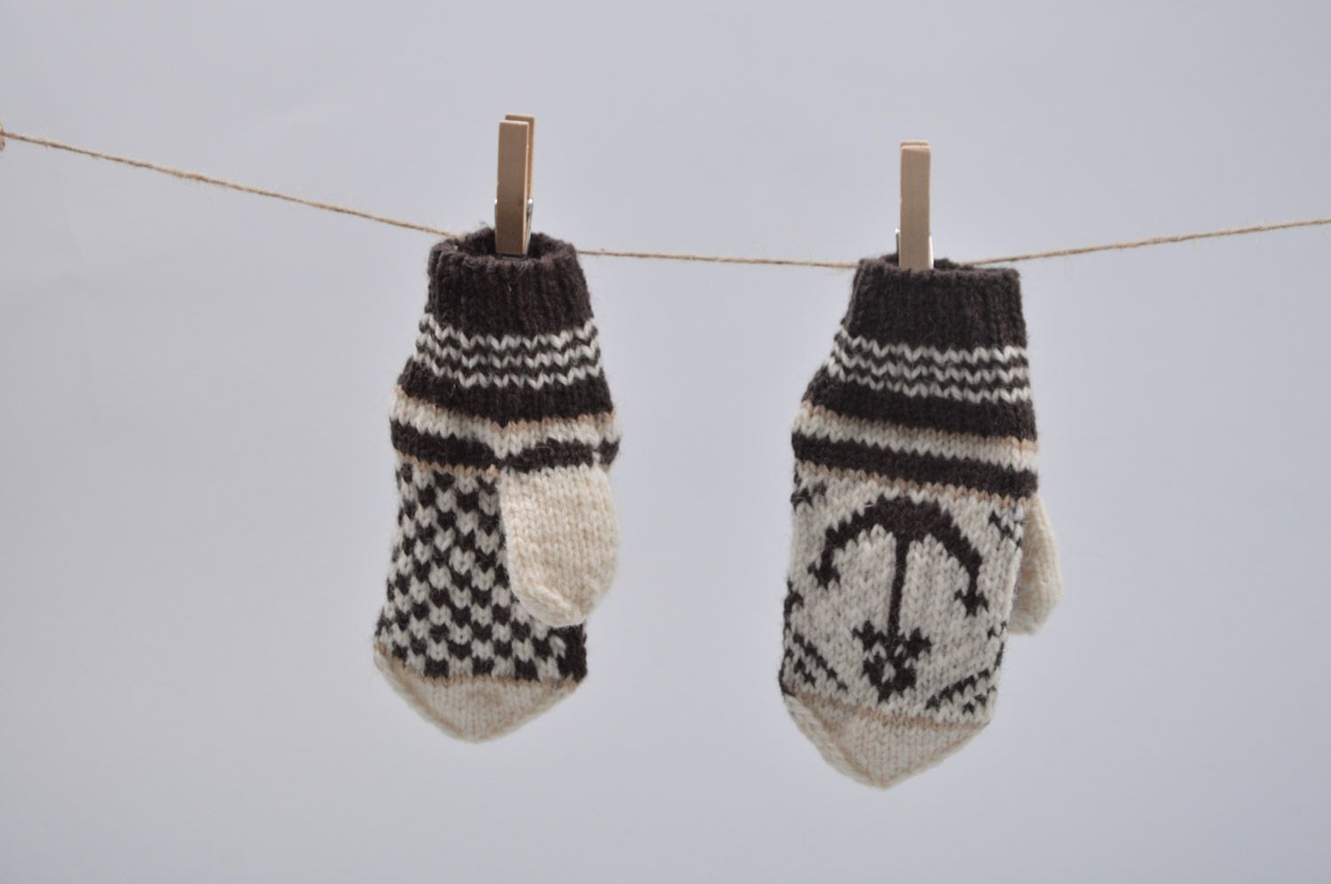 Homemade mittens knitted of natural wool with far isle ornaments Anchors for kids photo 5