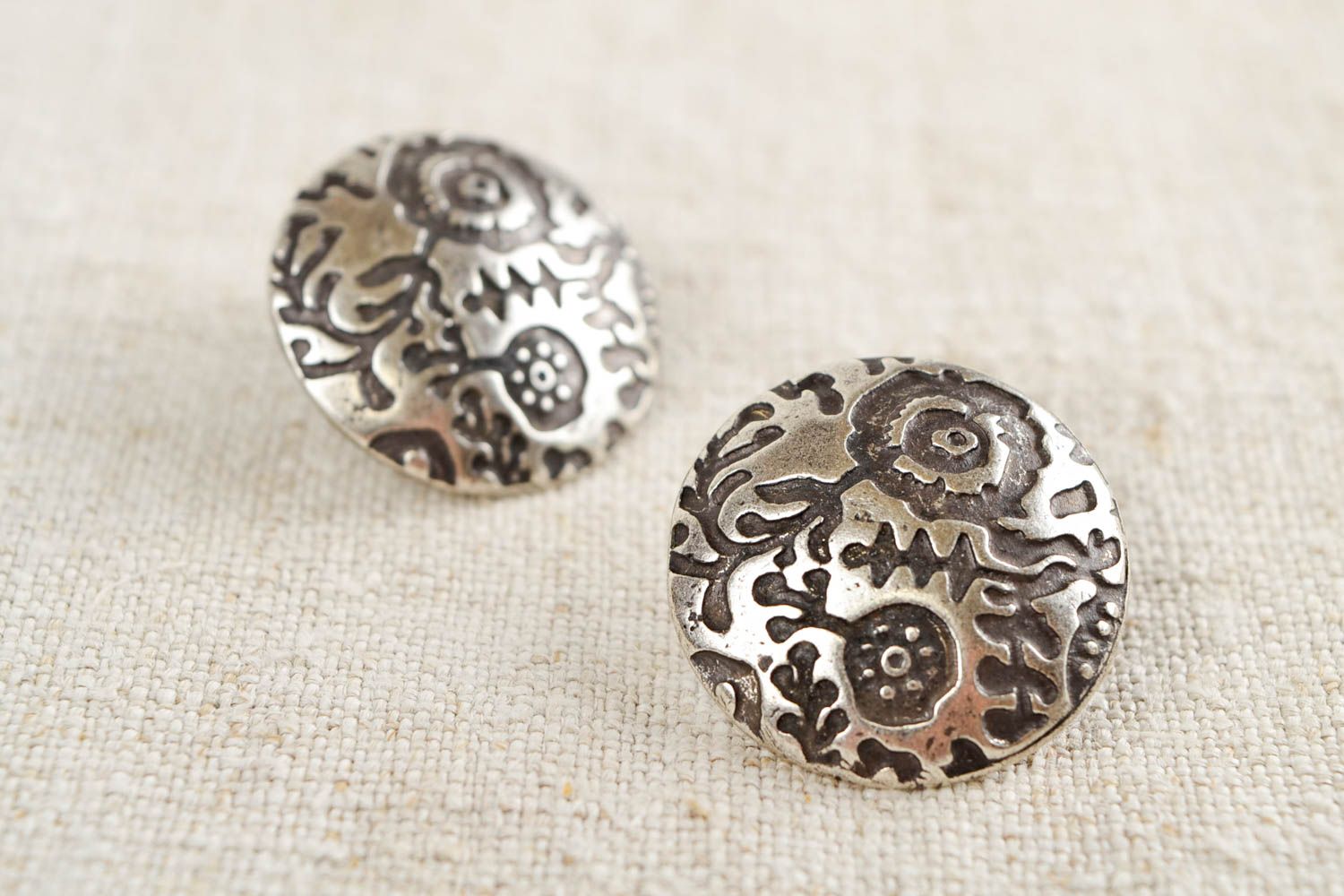 Stylish handmade metal earrings handmade accessories for girls metal craft photo 1