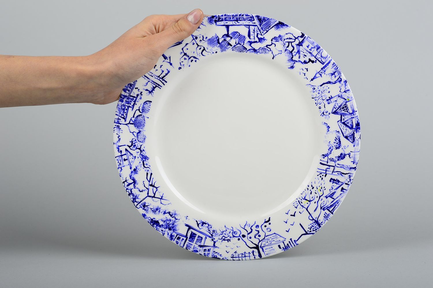 Белая тарелка ручной работы керамическая тарелка глиняная посуда с росписью фото 2