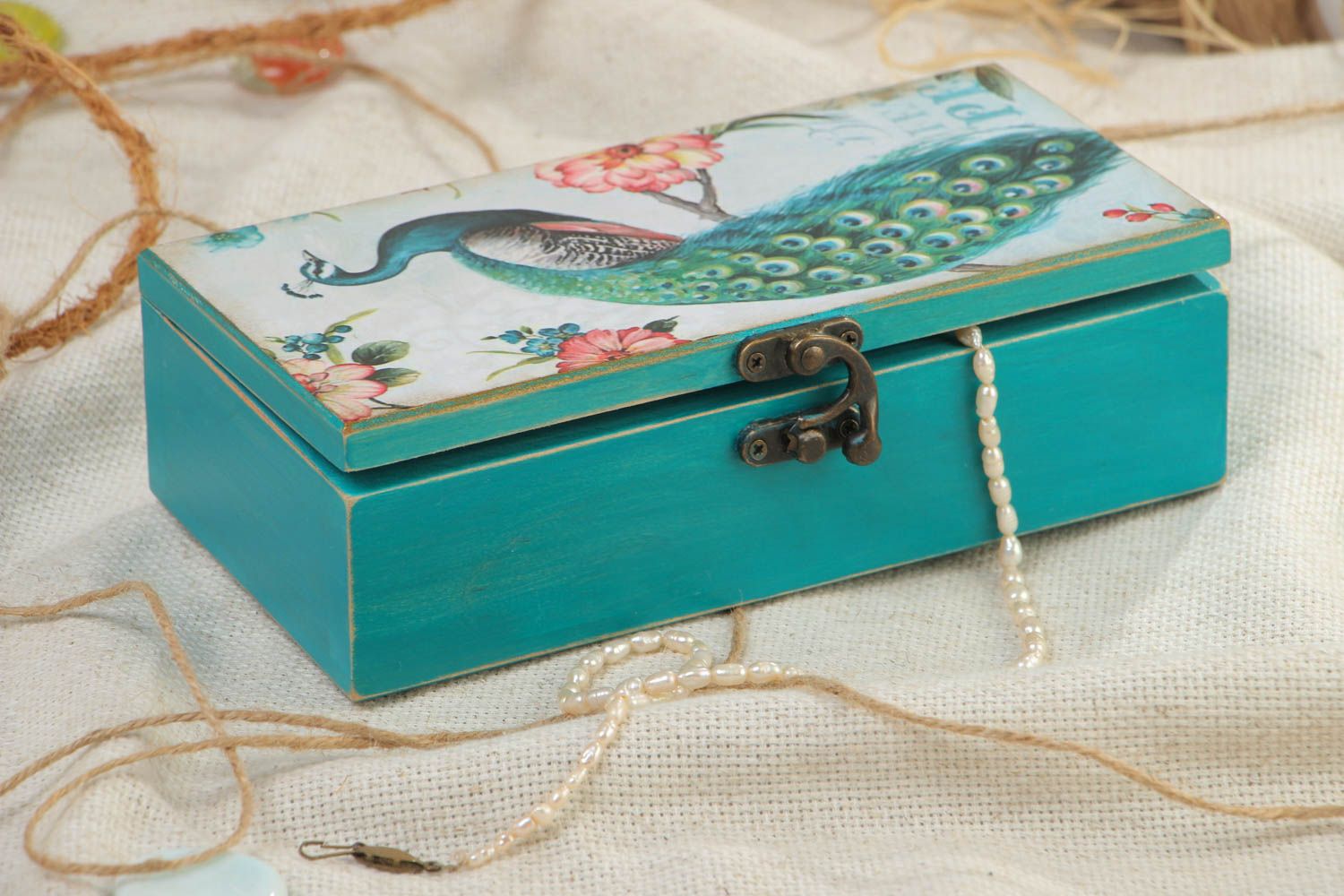 Beautiful handmade alder wood jewelry box with print on lid and acrylic painting photo 1
