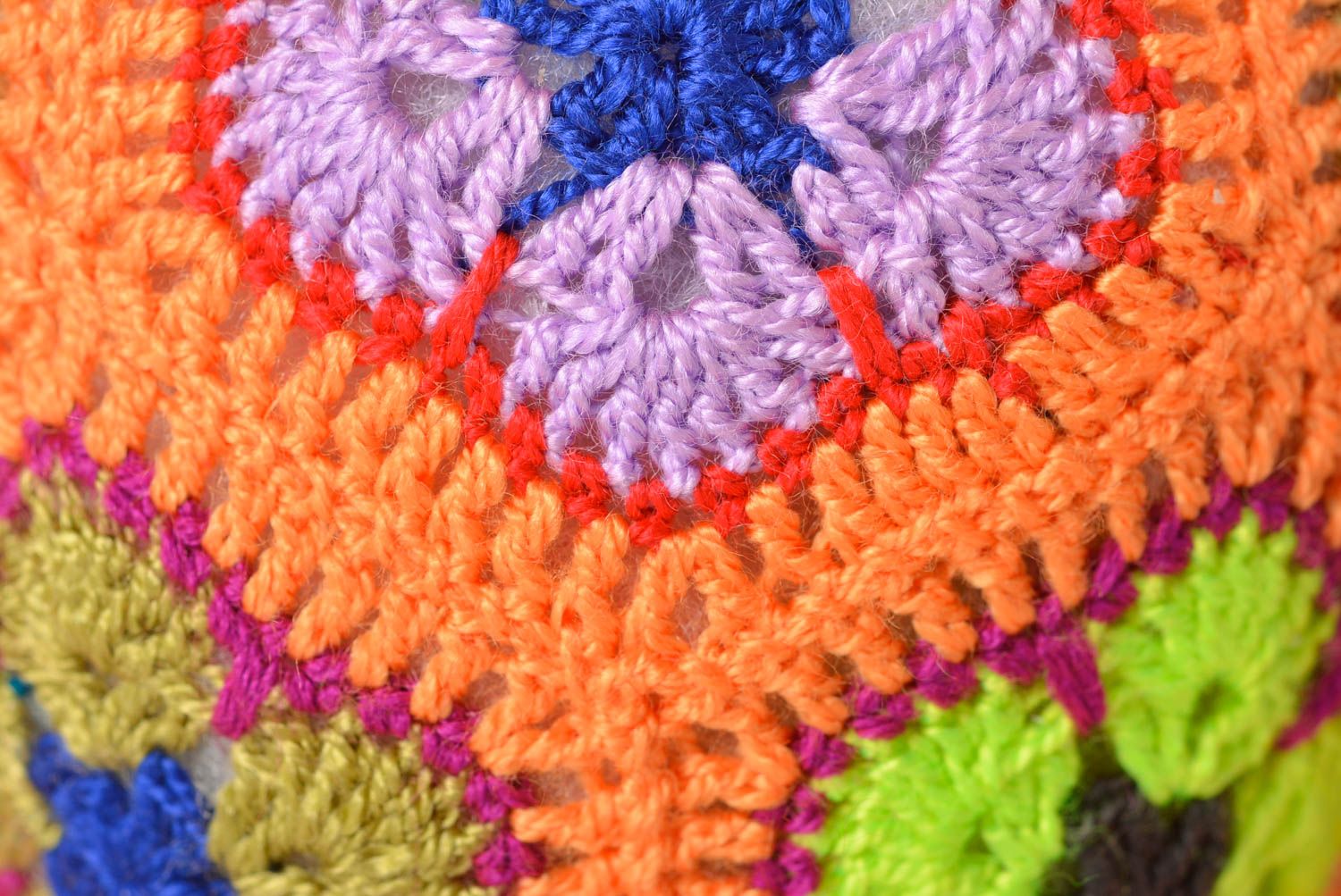 Peluche singe orange Jouet tricot fait main à motif floral Cadeau enfant photo 4