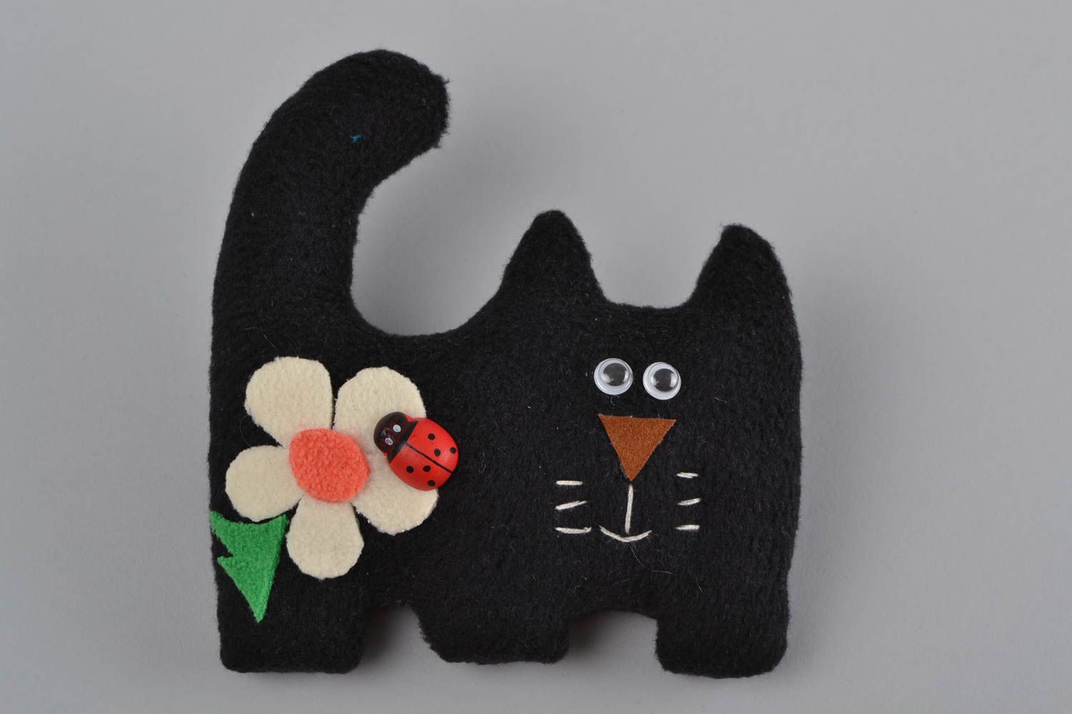 Мягкая игрушка ручной работы кот черный из флиса детская авторского дизайна фото 3