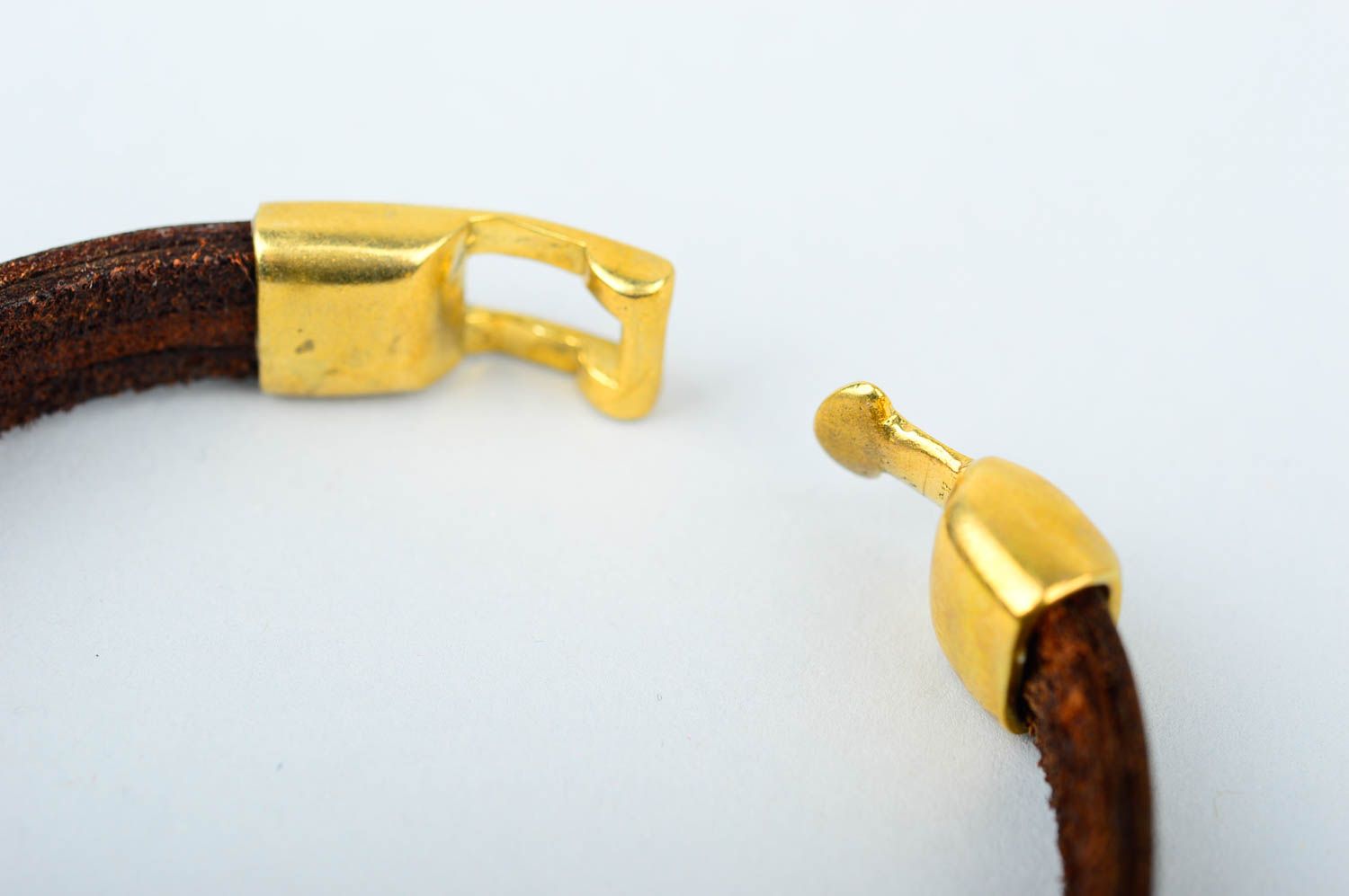 Кожаный браслет хэнд мэйд браслет на руку коричневый украшение из кожи фото 5