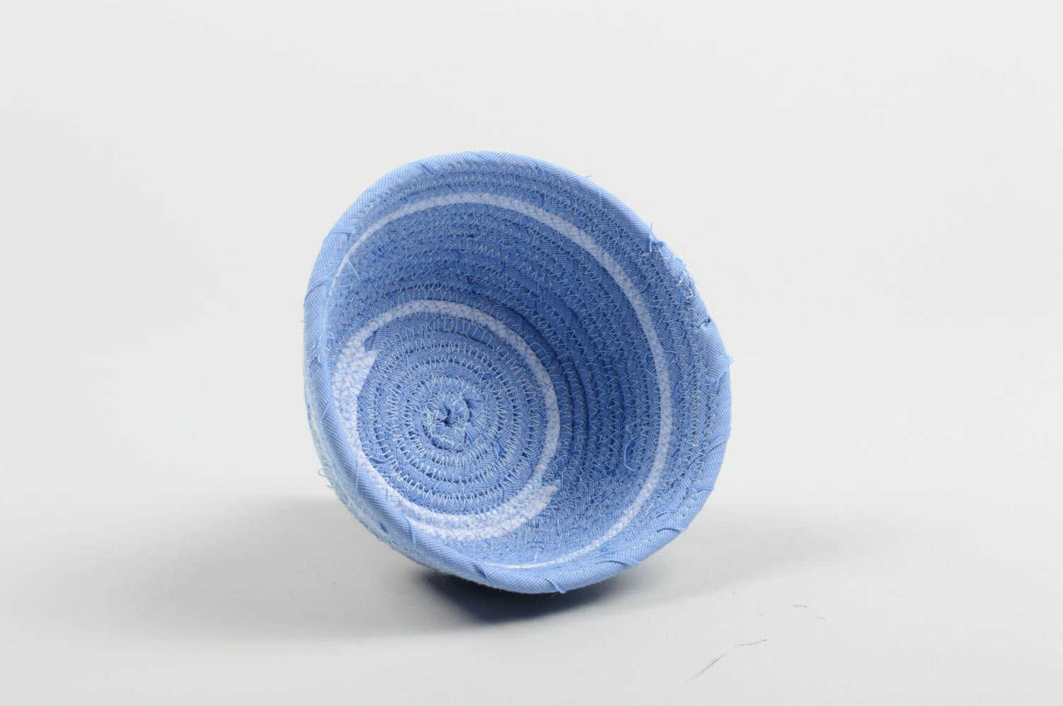 Cuenco artesanal de tela azul envase para bombones artículo de patchwork foto 3