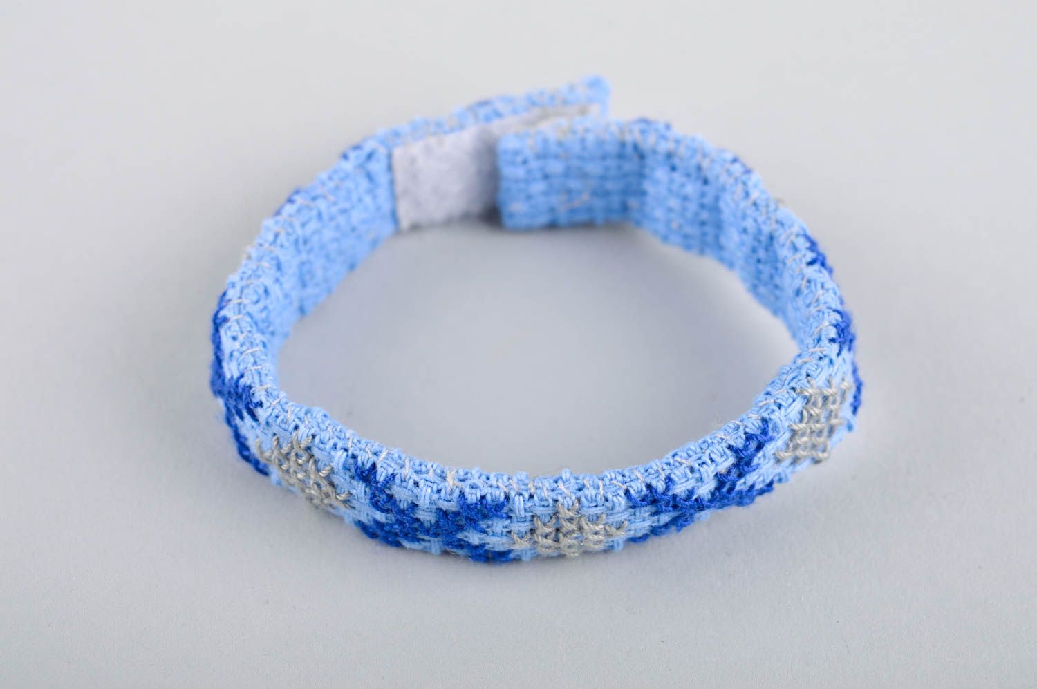 Bracelet brodé Bijou fait main textile fin bleu original Cadeau pour ado photo 2
