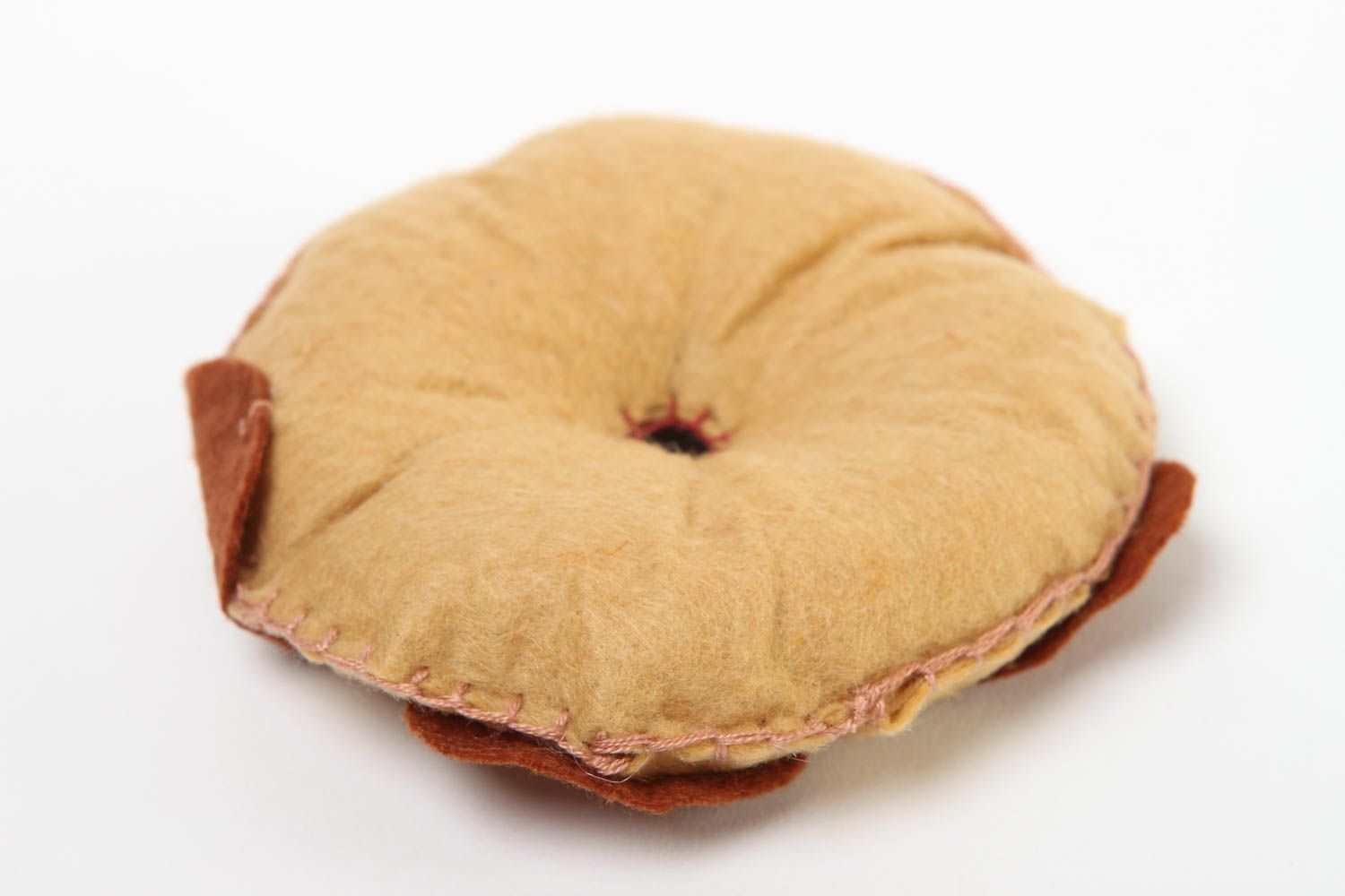 Peluche donut fait main Jouet feutrine marron original Cadeau pour enfant photo 4