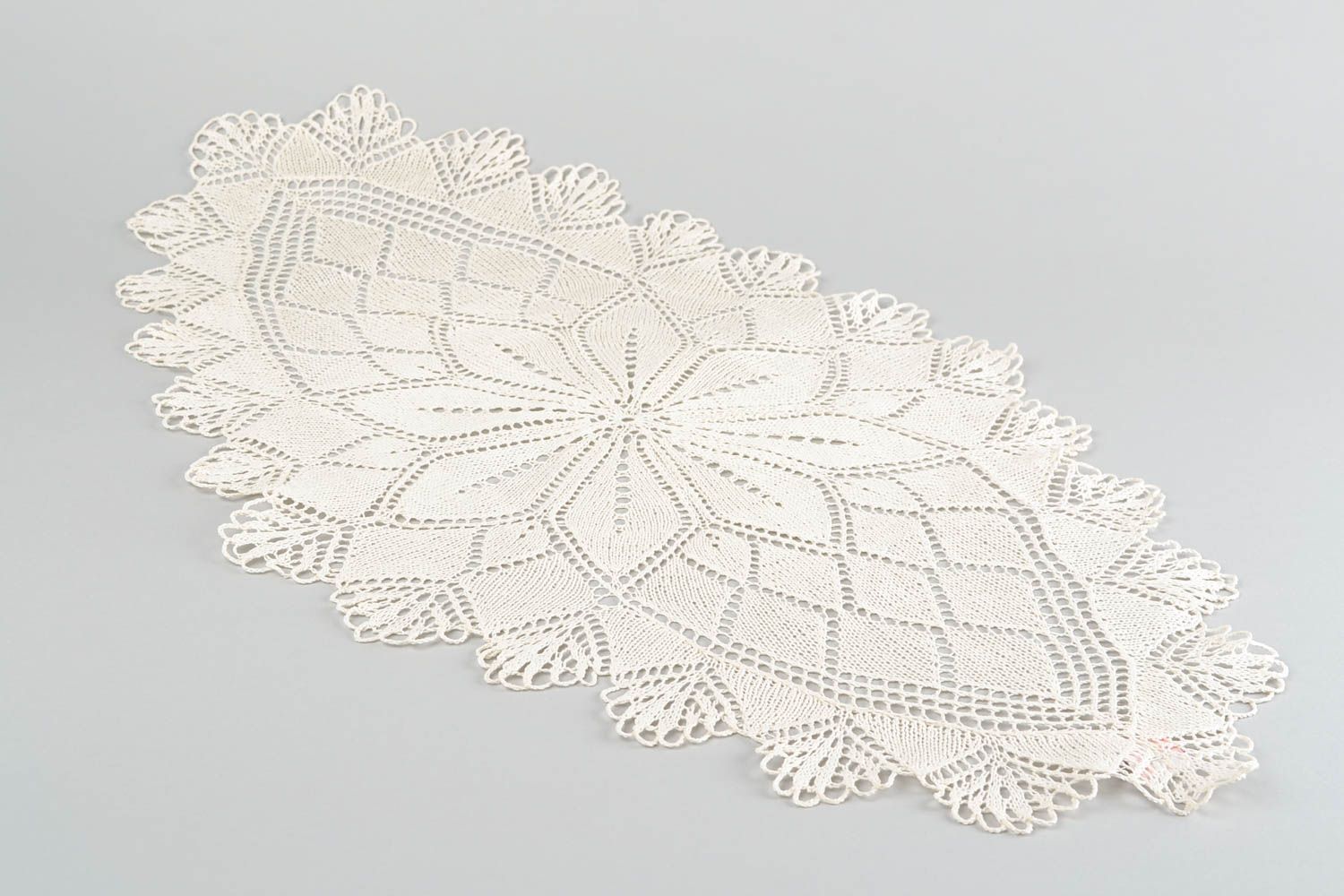 Napperon tricot fait main Textile de table Décoration maison blanc original photo 5