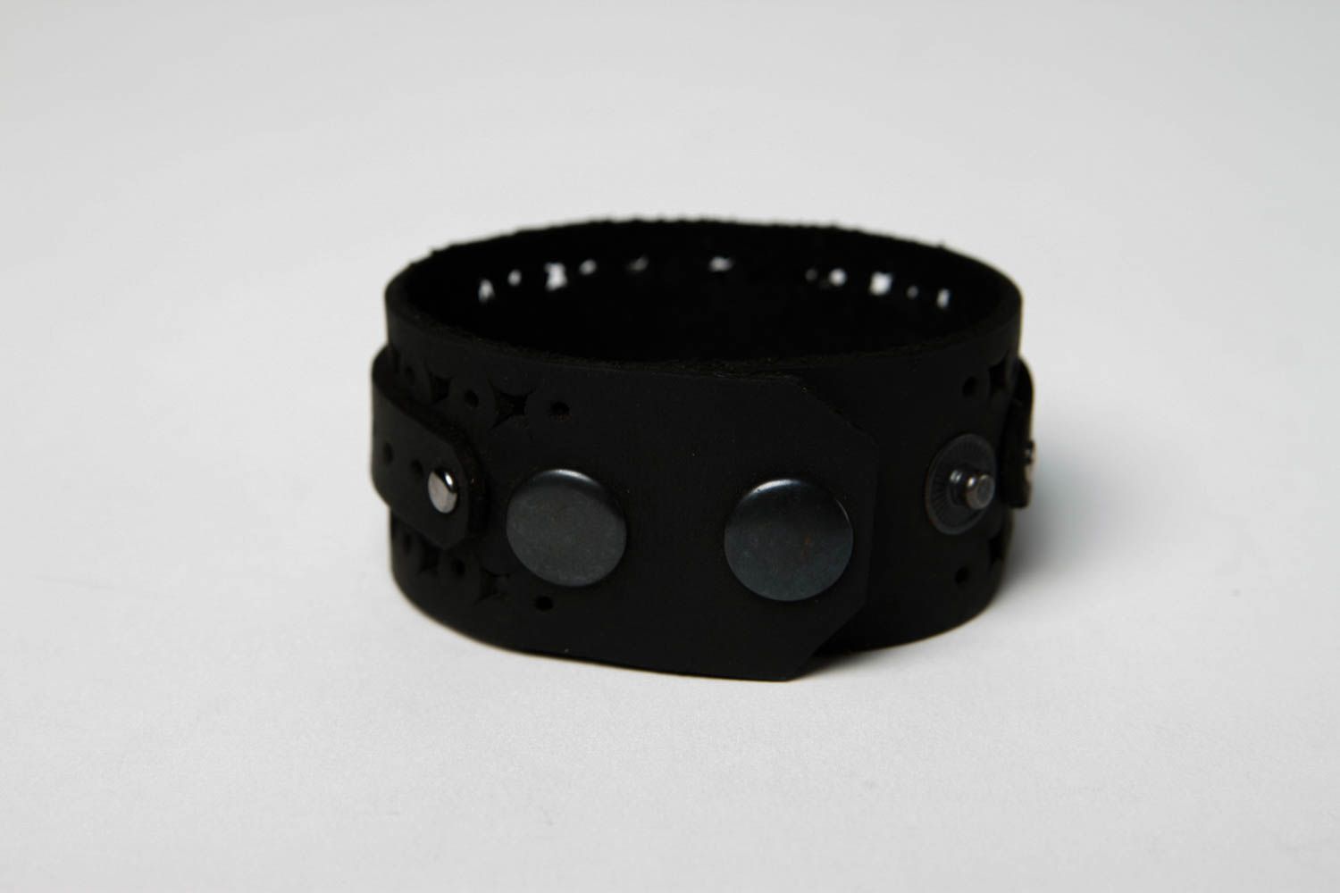 Bracelet cuir Bijou fait main large noir design Accessoire en cuir original photo 5