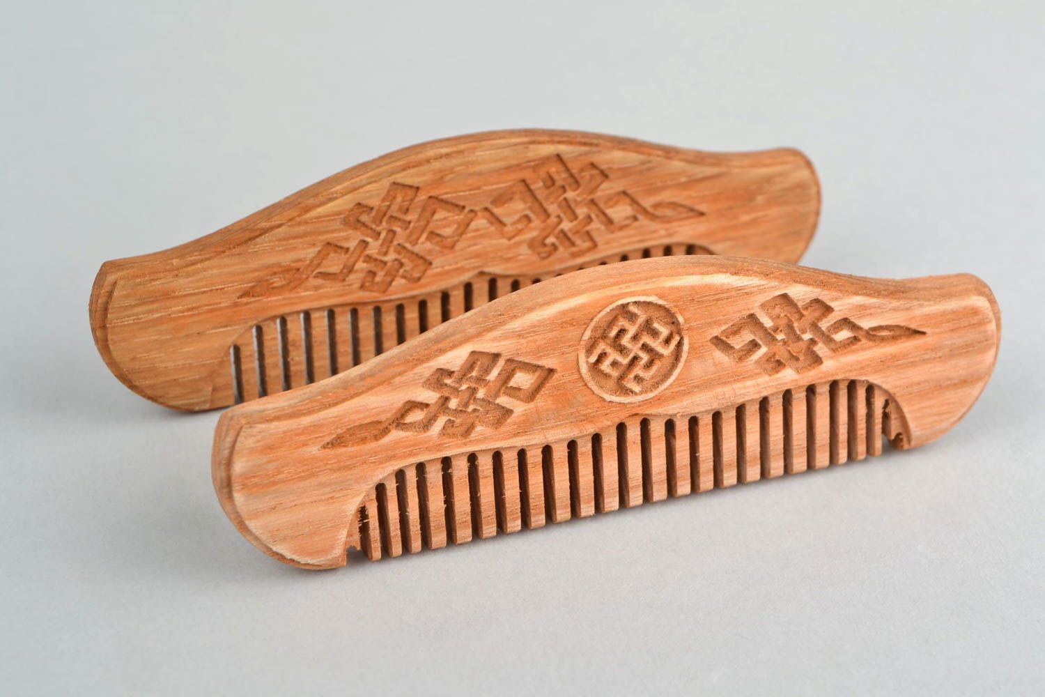 Handmade natural wooden beard comb designer with Slavic ornament photo 1