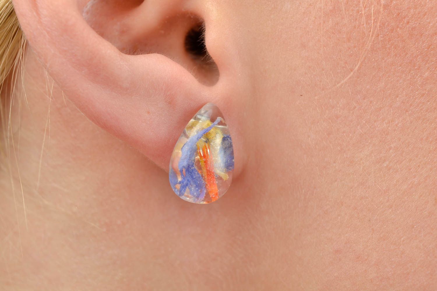 Damen Ohrringe handmade Ohrringe Stecker Juwelier Modeschmuck schön Epoxidharz foto 2