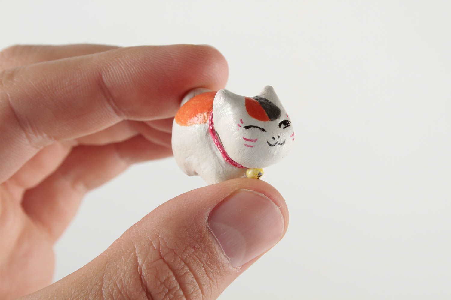 Mini Figurine chat blanc faite main en pâte polymère originale Petit cadeau photo 1