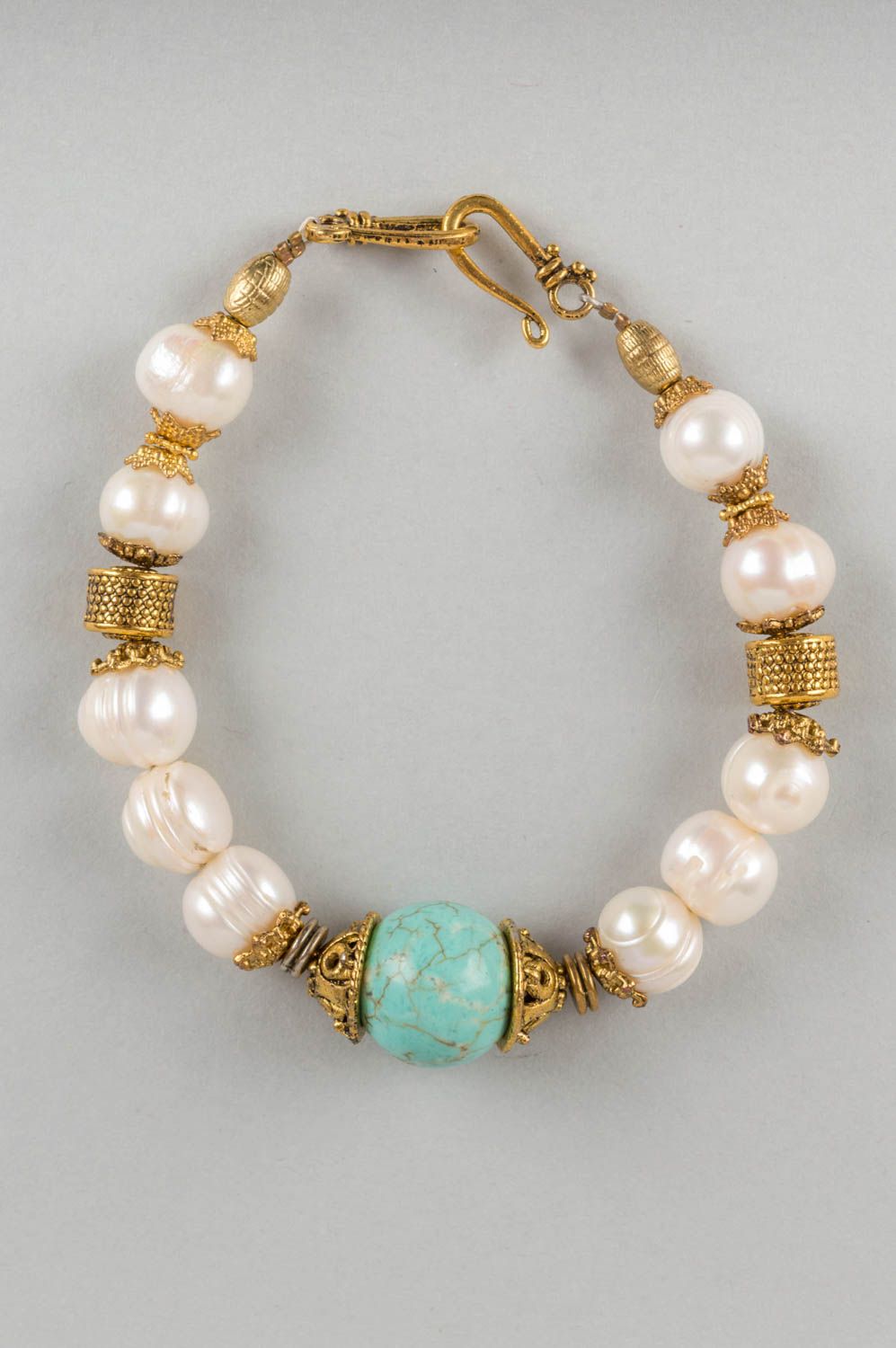 Perlen Armband mit Türkis zart elegant weiß blau handmade Abend Damen Schmuck foto 2