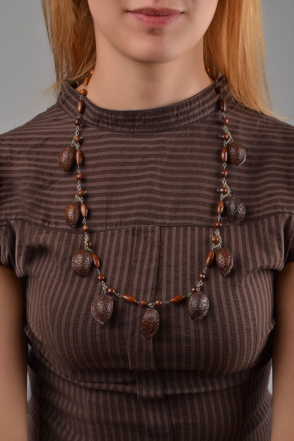 Handmade lange Halskette Modeschmuck Collier Accessoire für Frauen aus Kernen foto 1