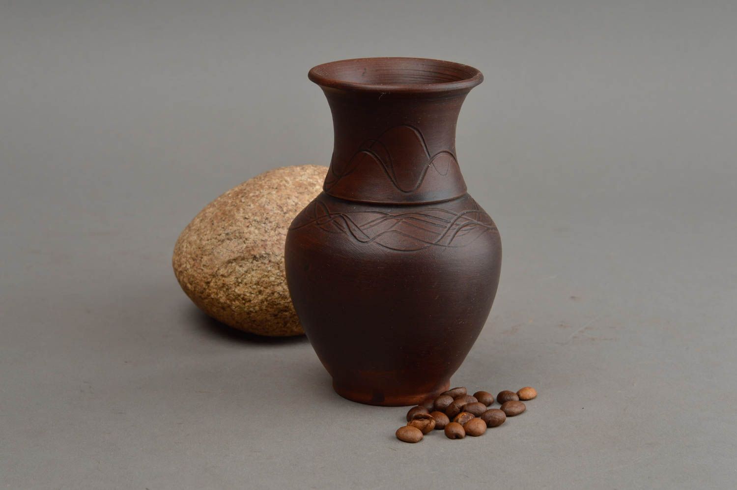 5 inches handmade brown pitcher vase in classic style 0,41 lb photo 1