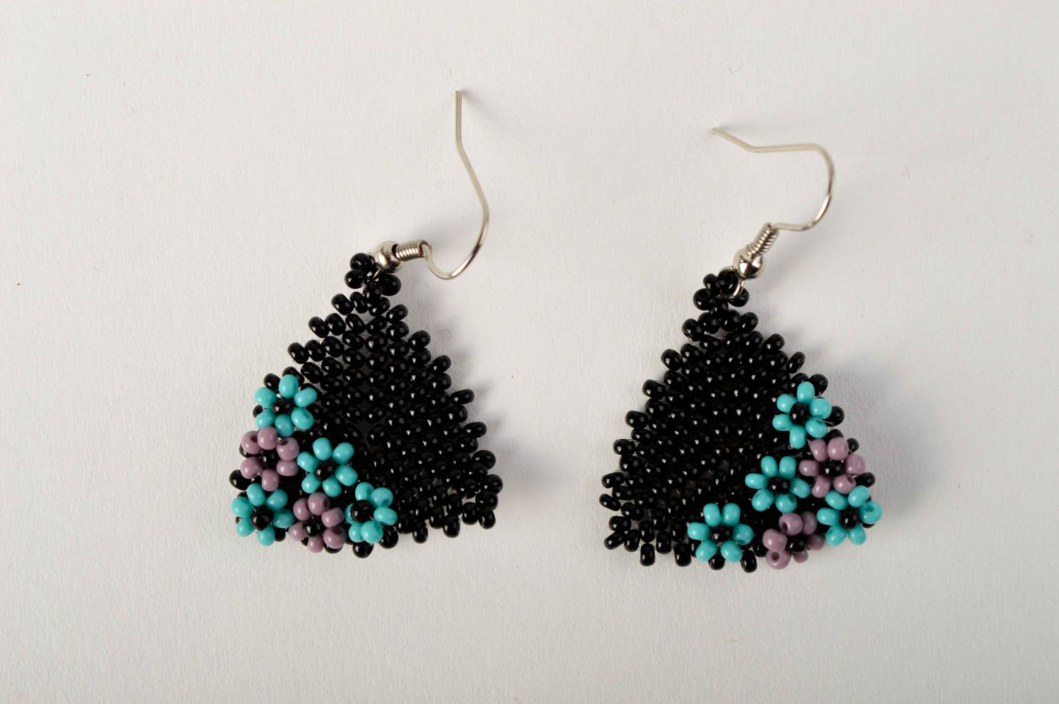 Unusual handmade beaded earrings fashion tips costume jewelry designs gift ideas photo 2