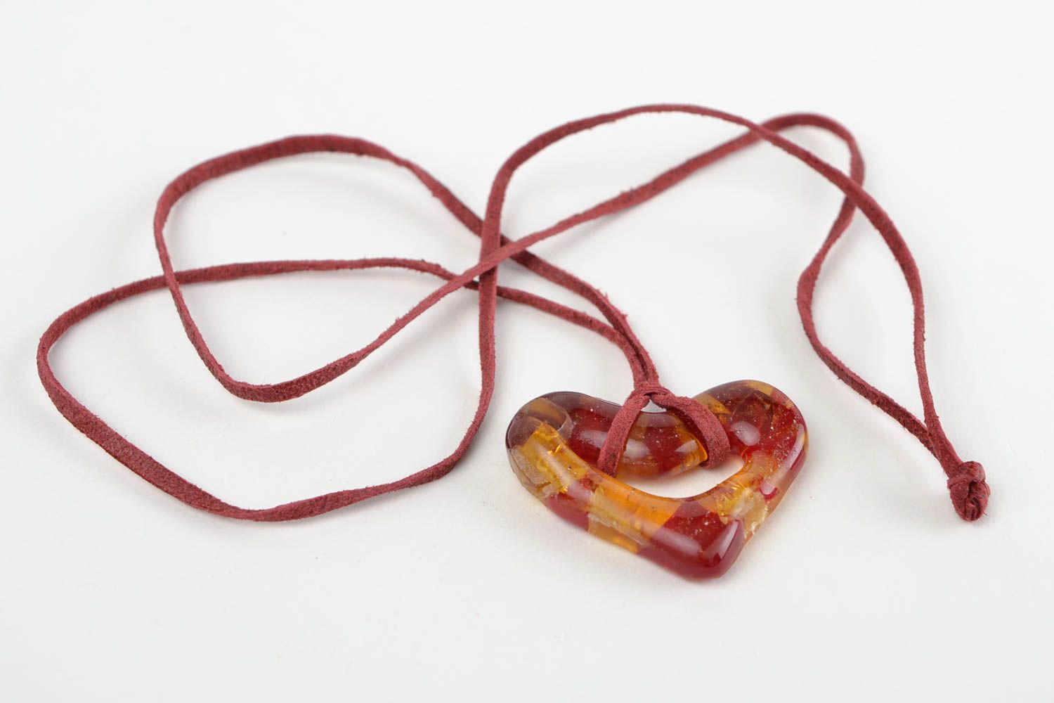 Pendentif en verre Bijou fait main coeur lacet rouge en cuir Accessoire femme photo 5