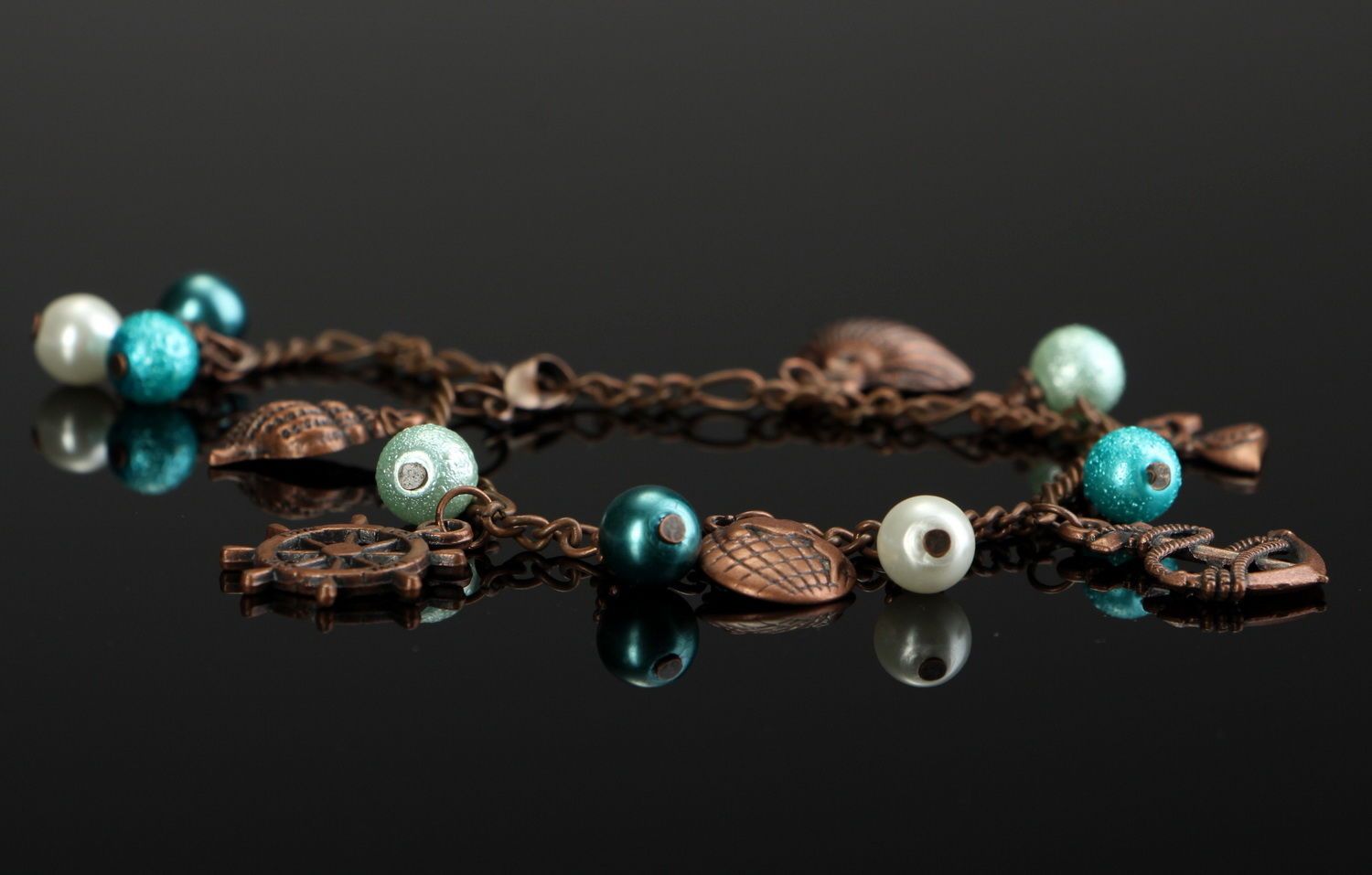 Bracelet fait main avec perles céramiques photo 2