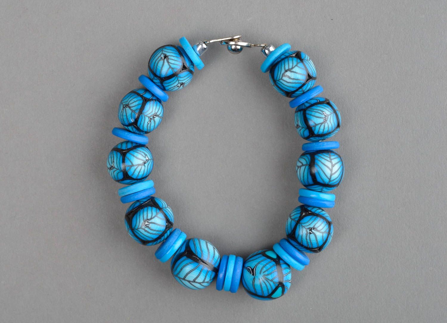 Bracelet en pâte polymère bleu original joli avec boules fait main cadeau photo 2