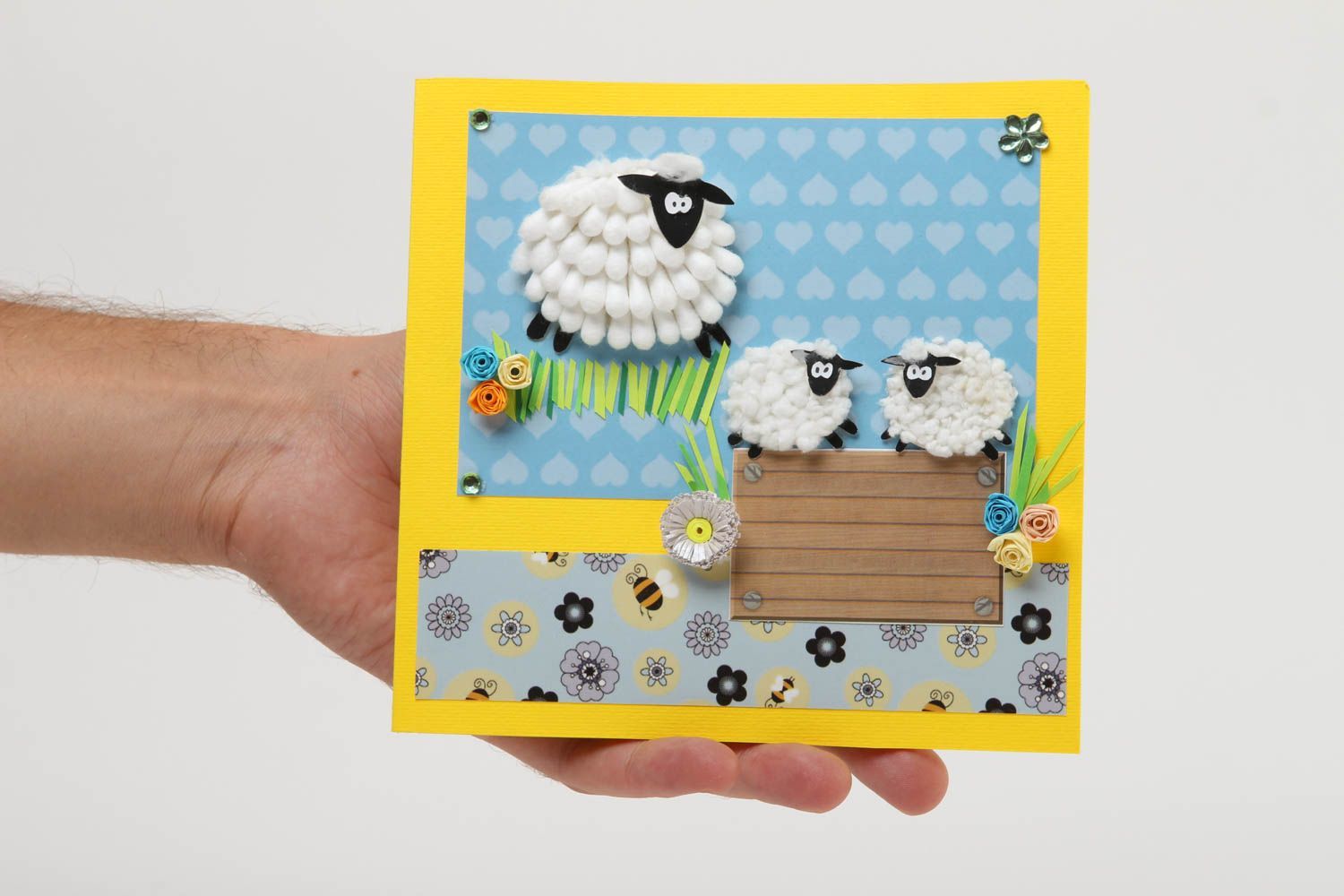 Tarjeta de felicitación amarilla con ovejas postal hecha a mano regalo original foto 5