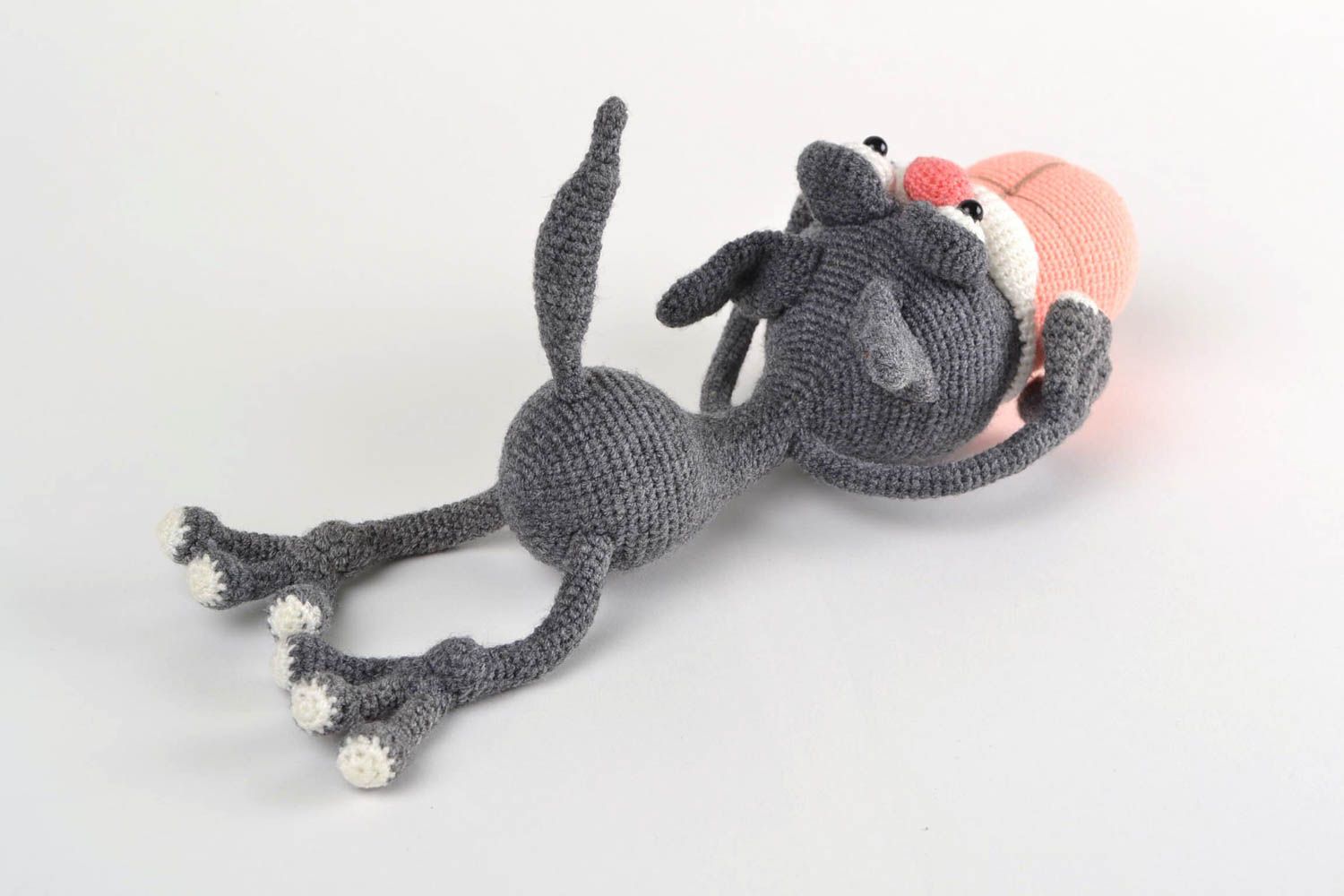 Handmade soft toy crocheted of acrylic threads funny gray cat and sausage  photo 5