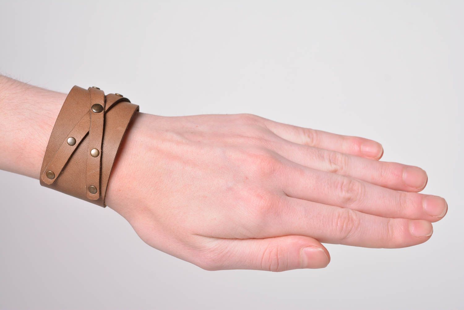 Bracelet cuir Bijou fait main large brun cadeau original Accessoire design photo 2